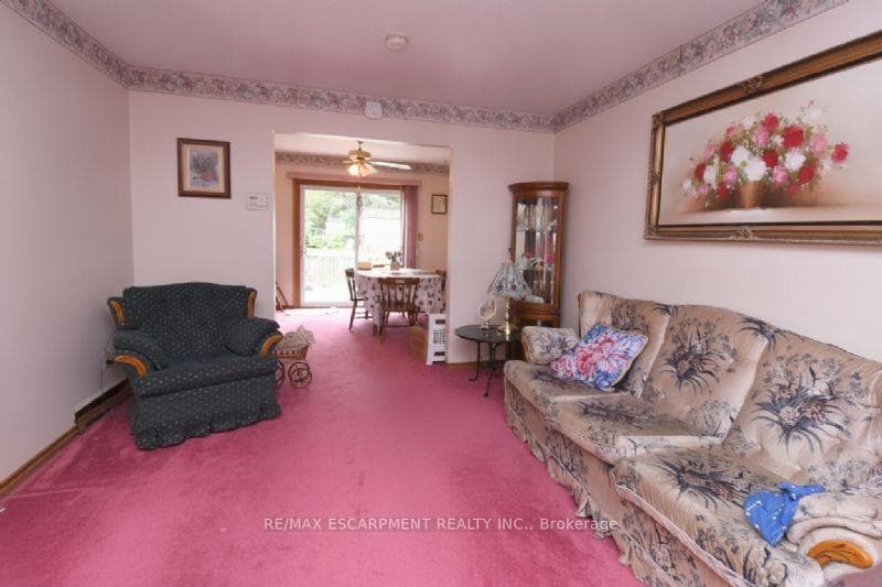 6 Viscount Road photo 3