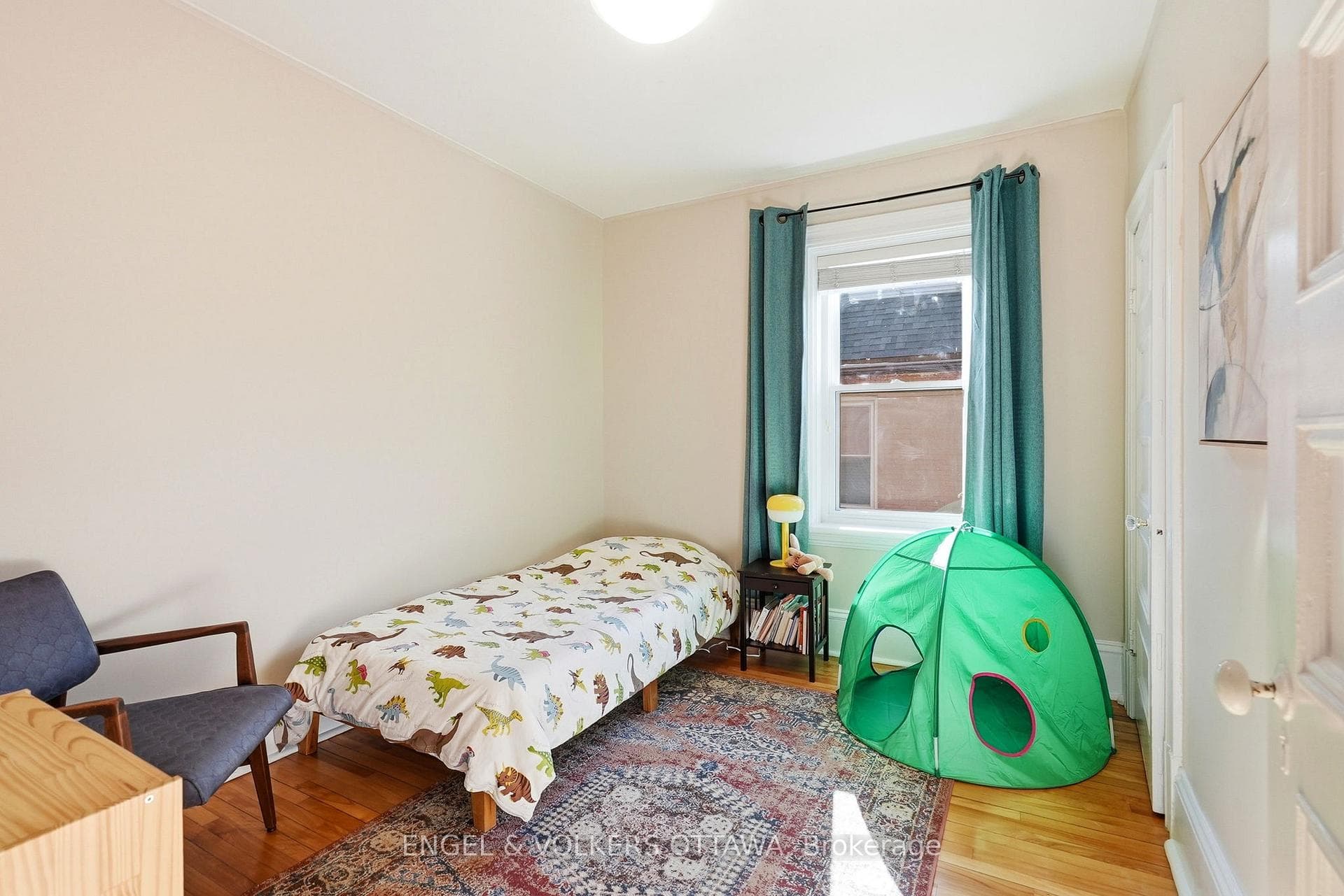 321 James Street photo 22
