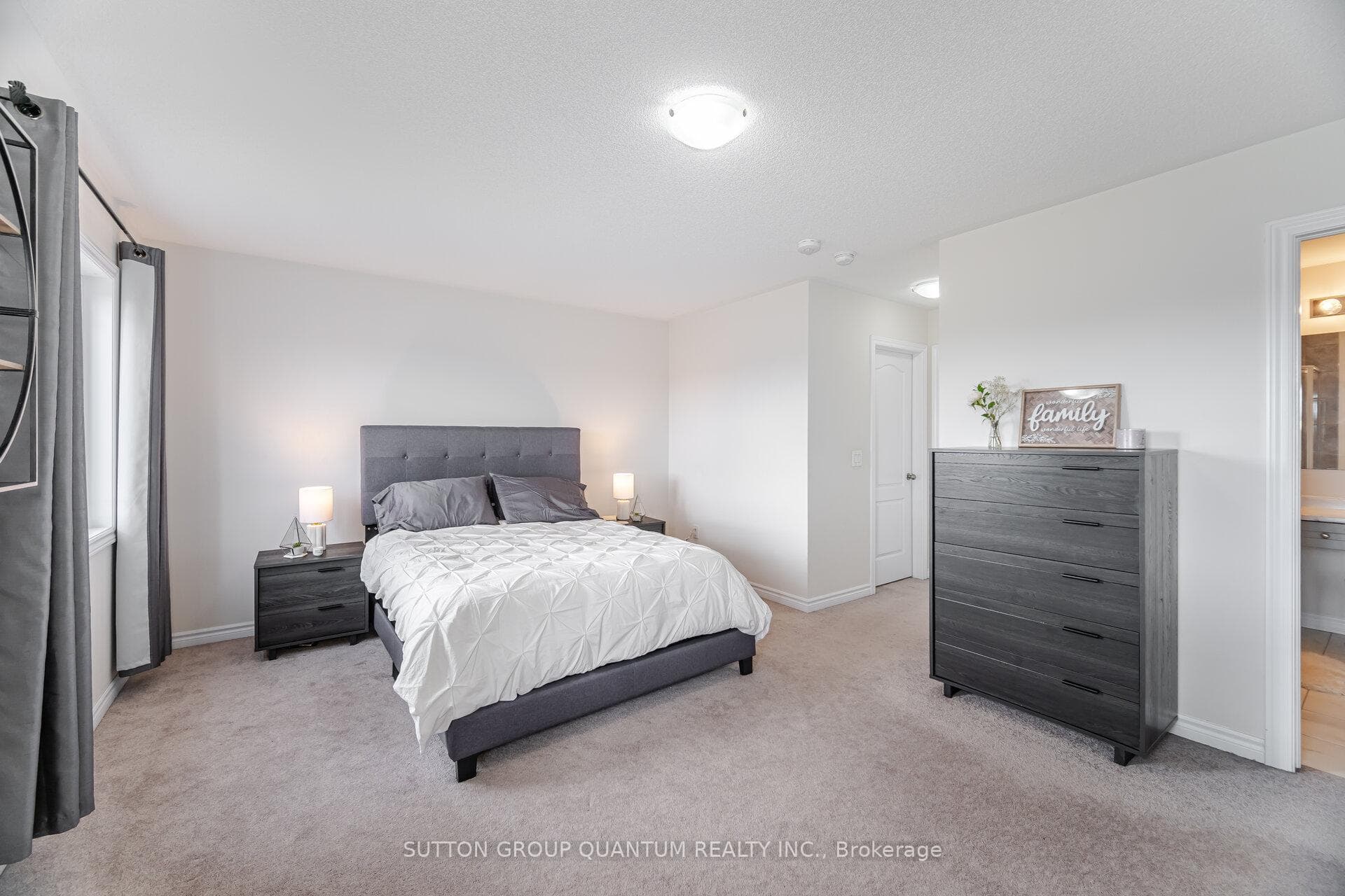 11 Cosbury Lane photo 17