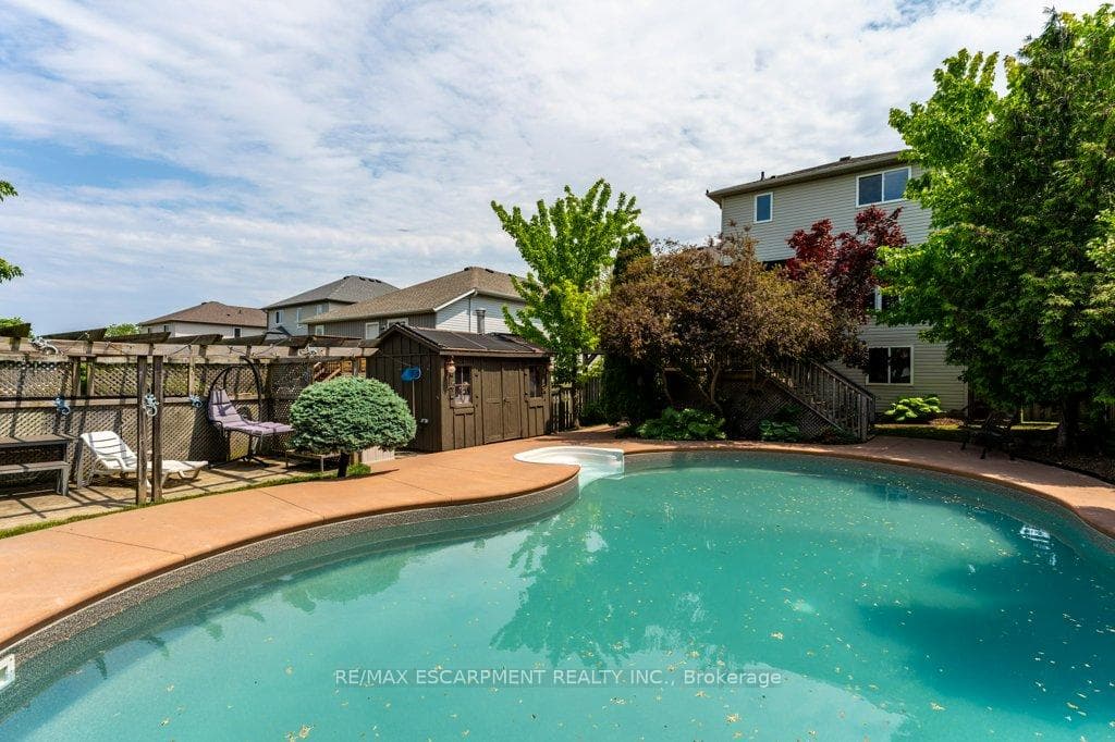 4046 Barry Drive photo 37