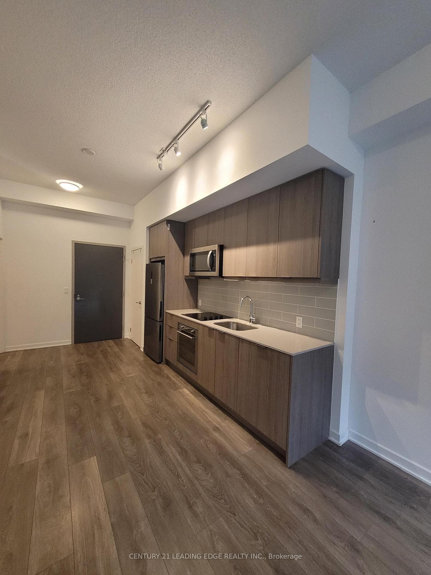 38 Forest Manor Road Unit 311 photo 7