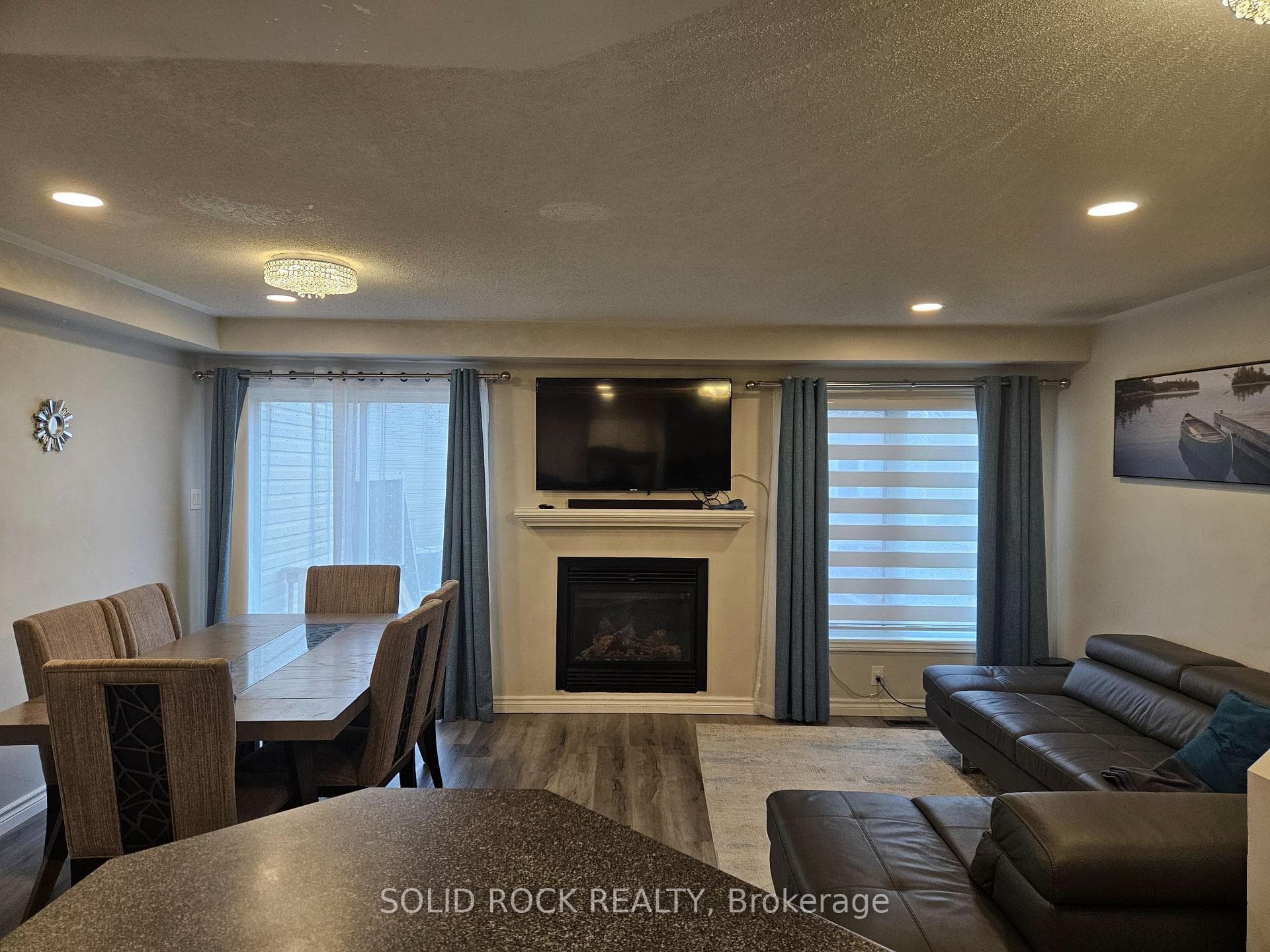 255 Catamount Court photo 2