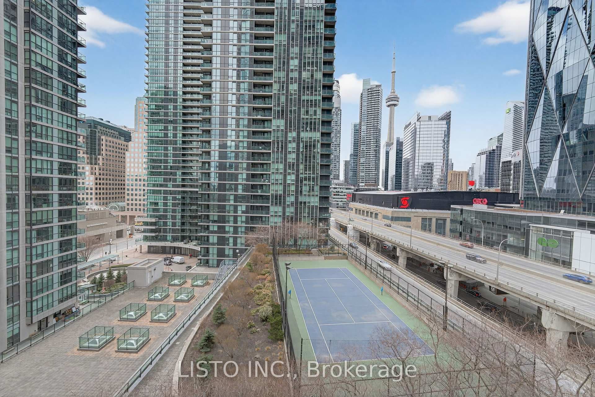 16 Yonge Street Unit 1013 photo 1