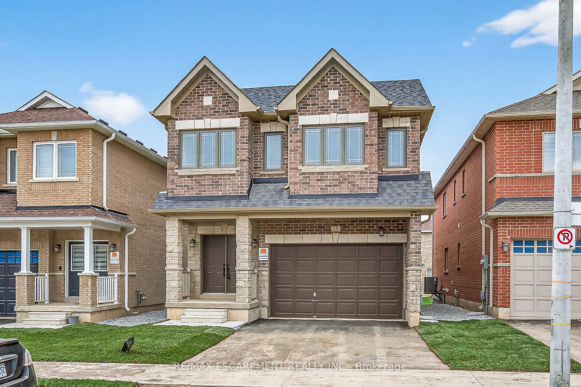 15 Huntsworth Avenue photo 1