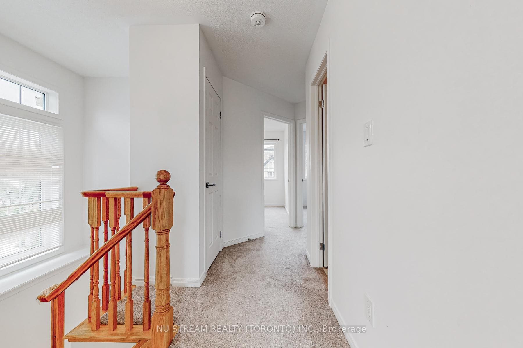 2 Sidaway Lane photo 9