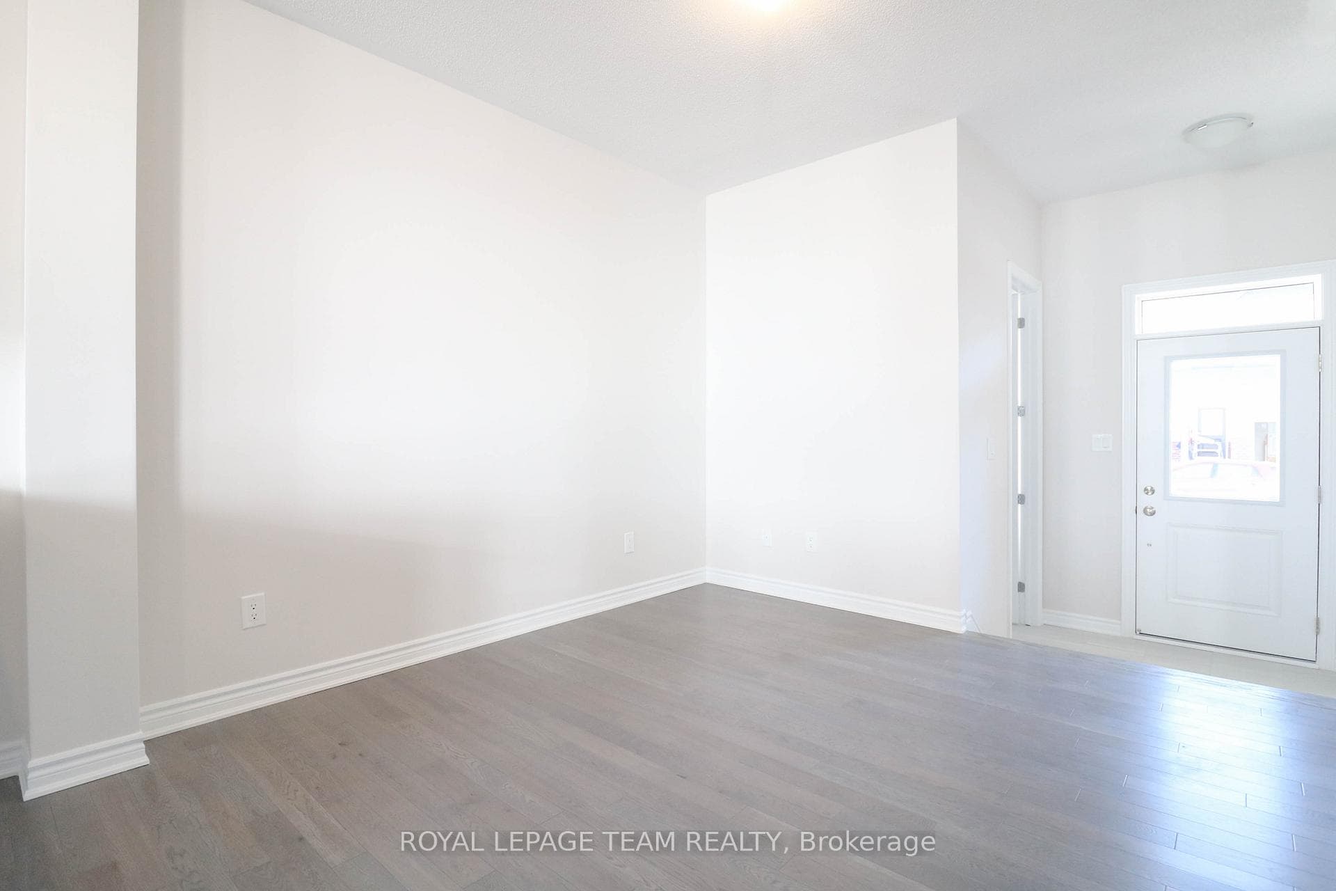 49 Focality Crescent photo 9