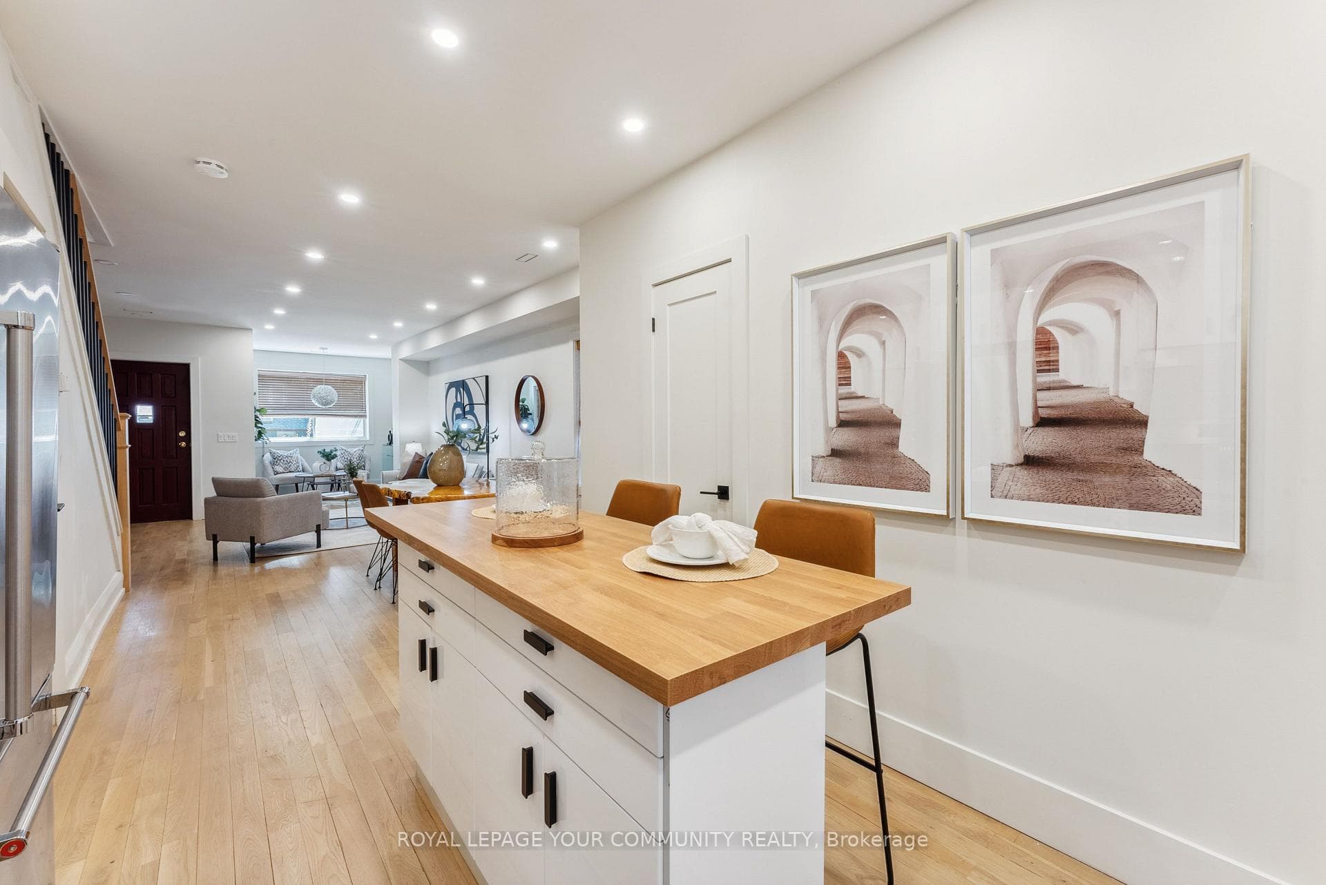 12 Lamb Avenue photo 12
