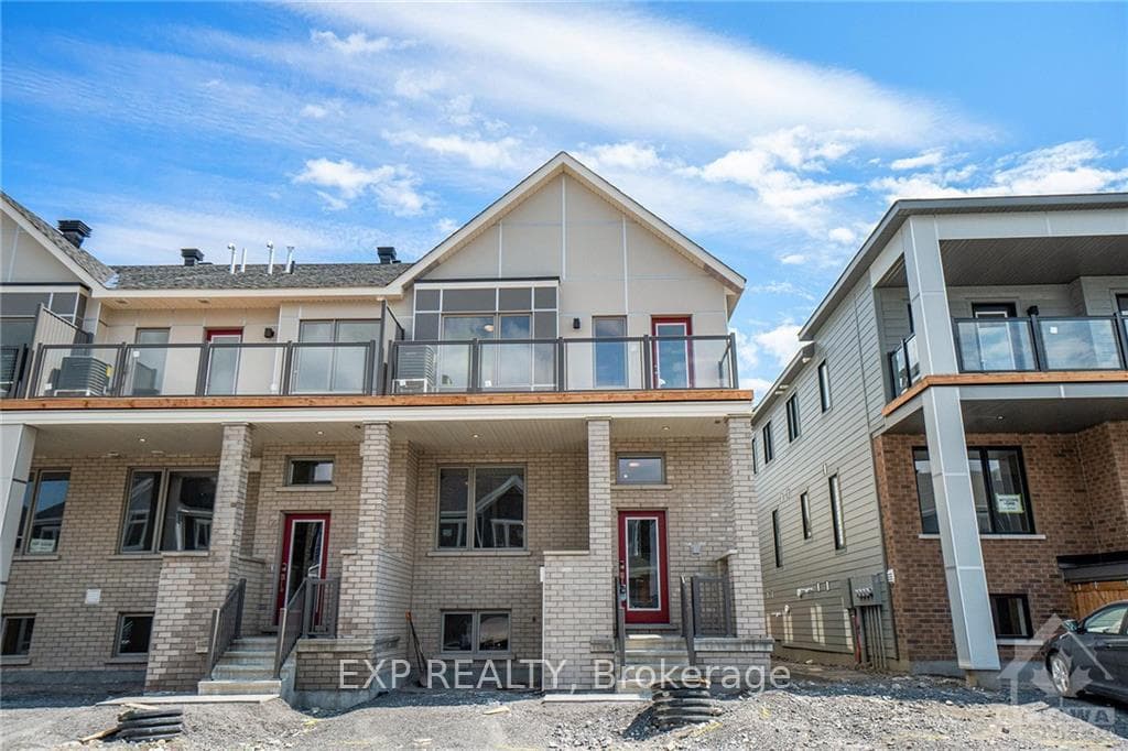 131 BEEBALM Crescent photo 1