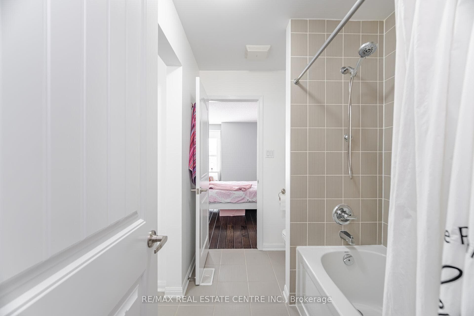 949 Rigo Crossing photo 28