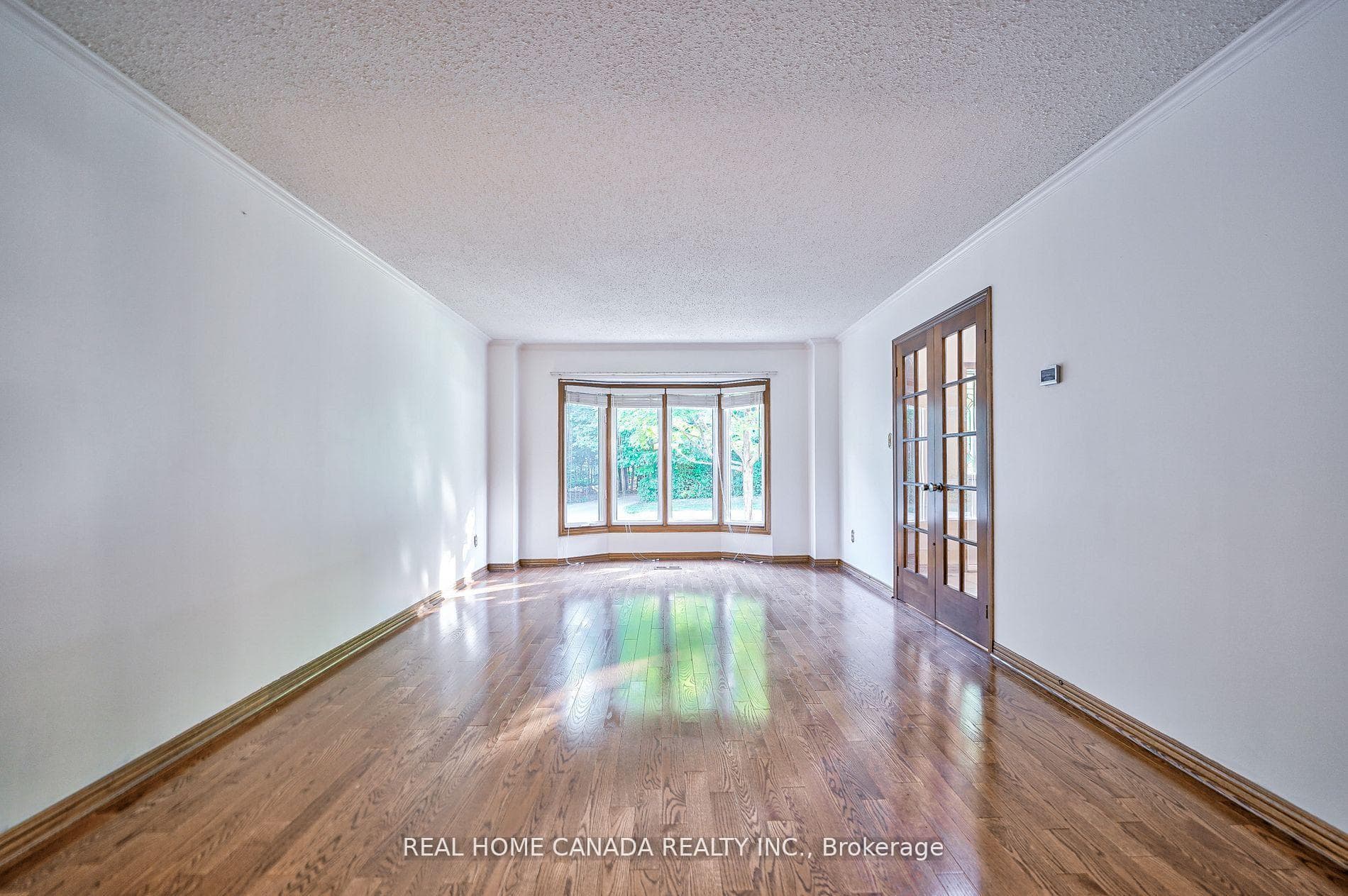 529 Pipers Green N/A photo 18