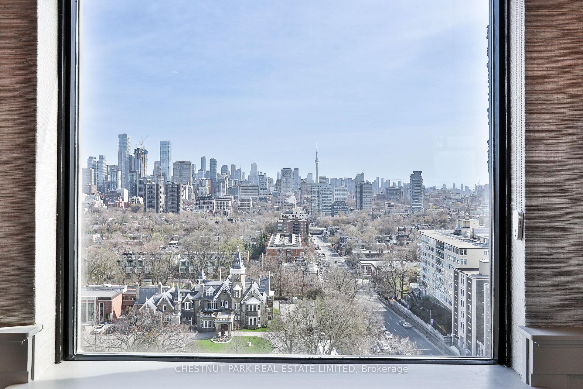 423 Avenue Road Unit 14 photo 7