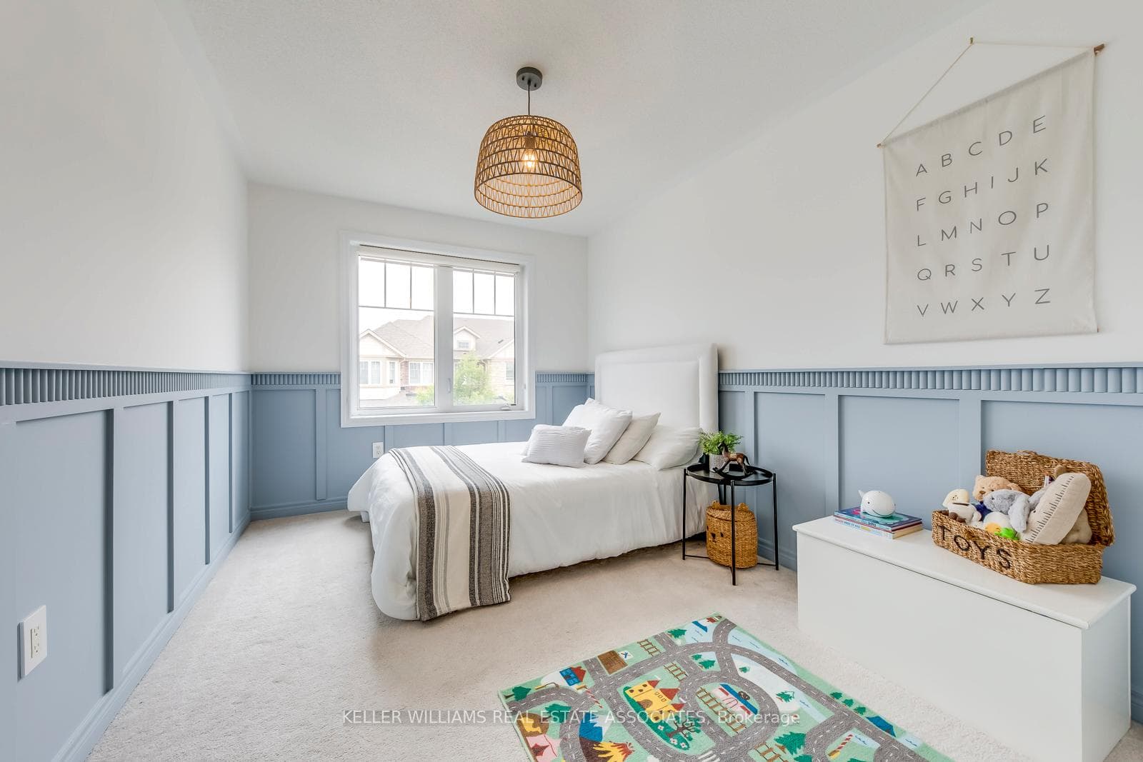 93 Abigail Crescent photo 23