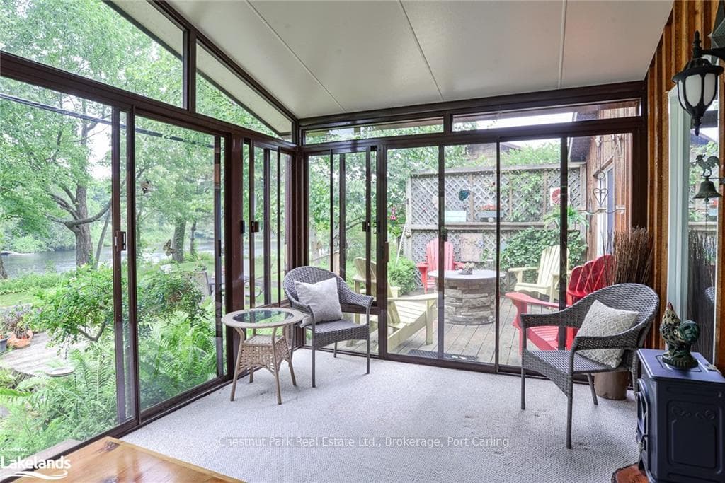 92 BEAUMONT Drive photo 17