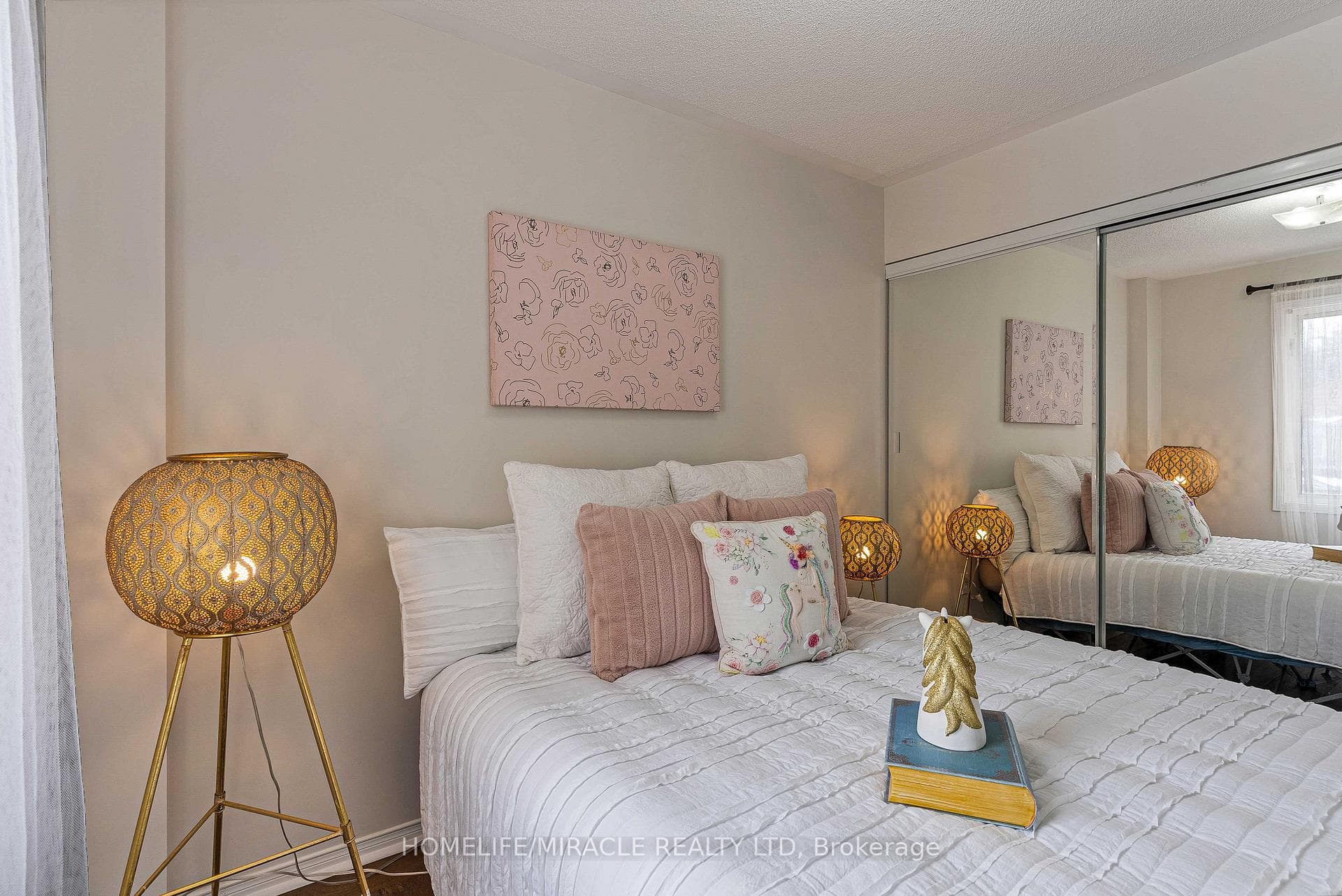 2831 Westbury Court photo 29
