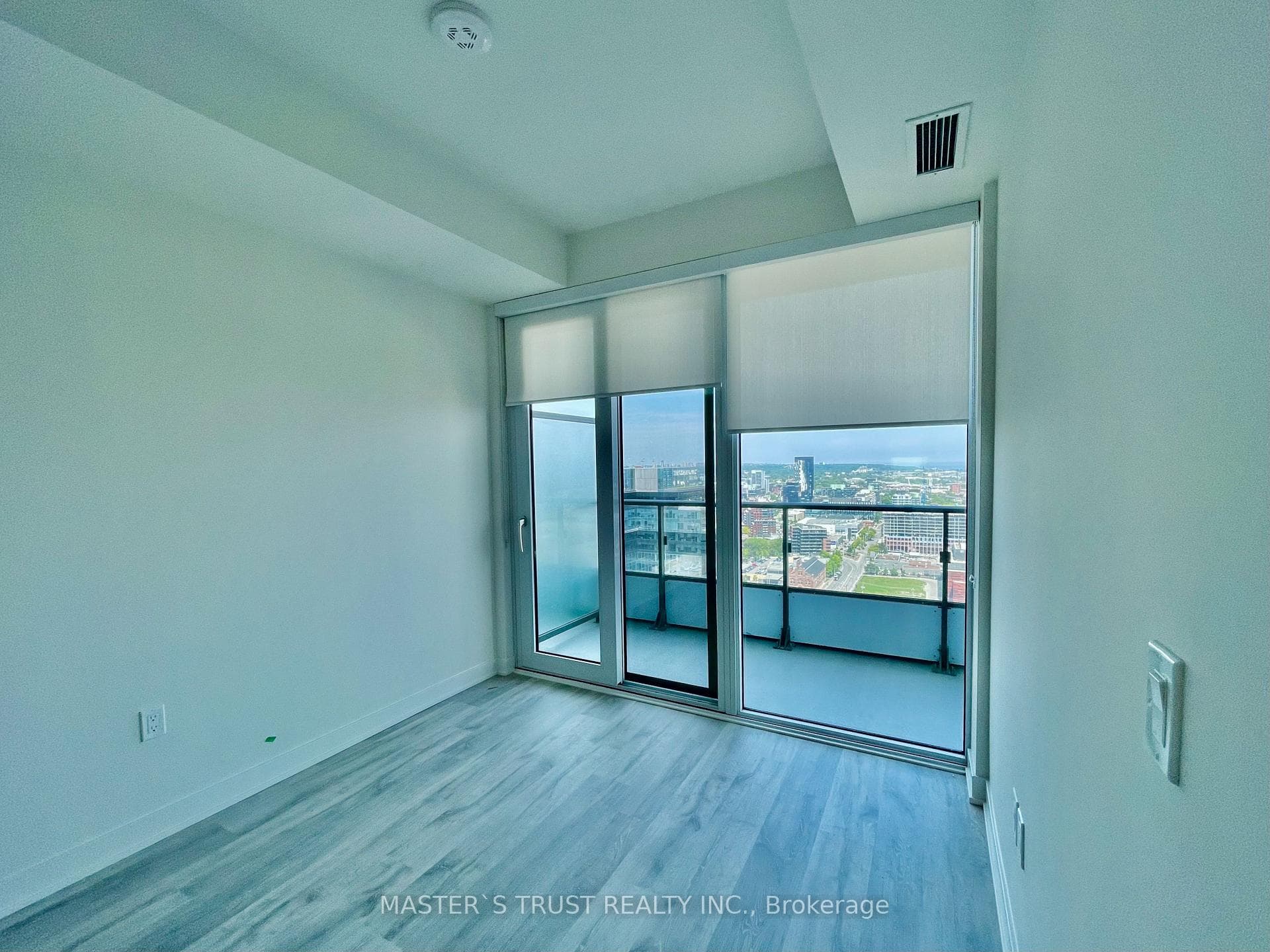 70 Princess Street Unit 2806 photo 13
