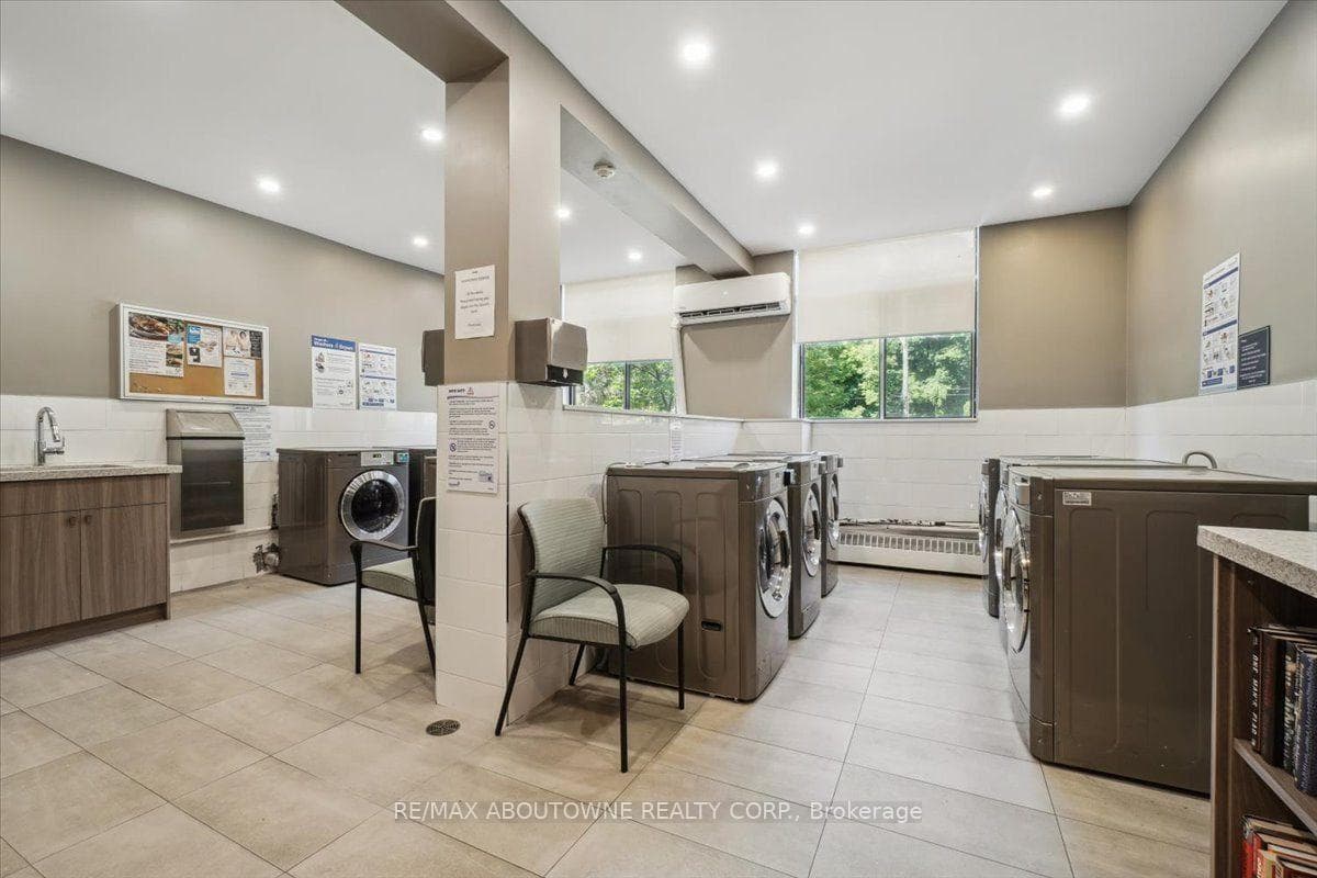 60 Park Avenue Unit 1003 photo 26