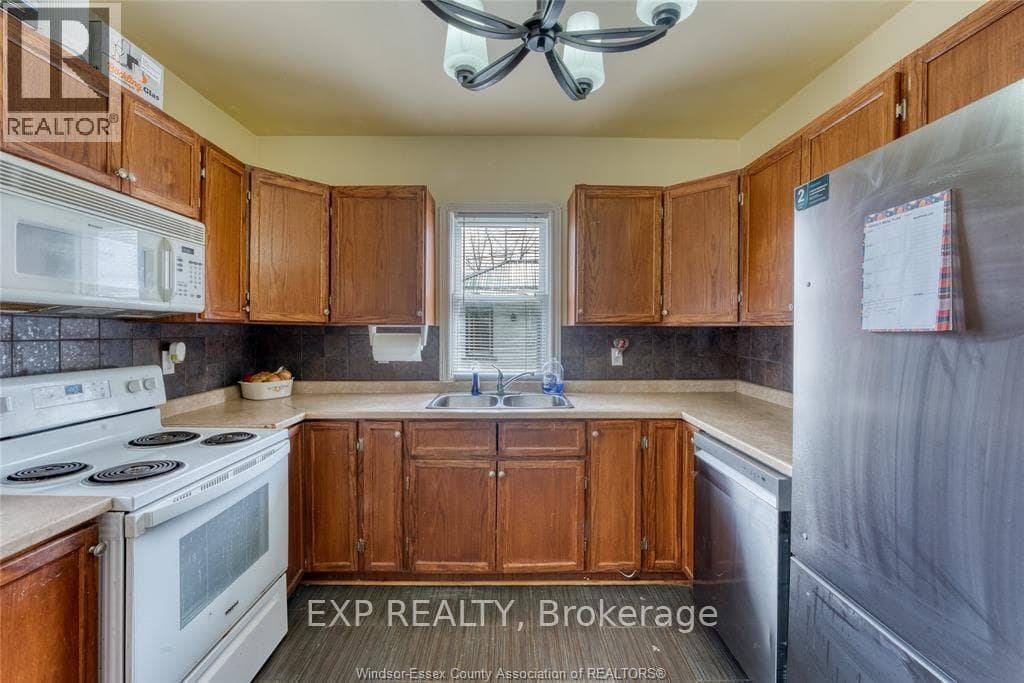 46 Chestnut Street photo 23