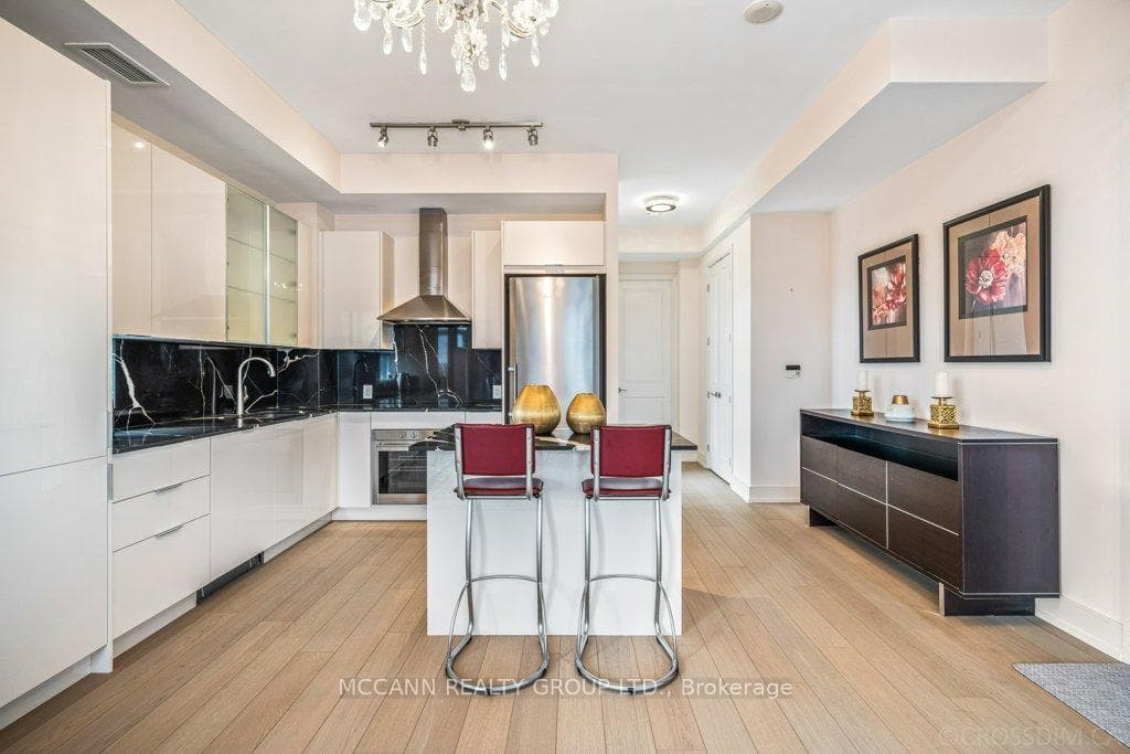 21 Balmuto Street Unit 3302 photo 11