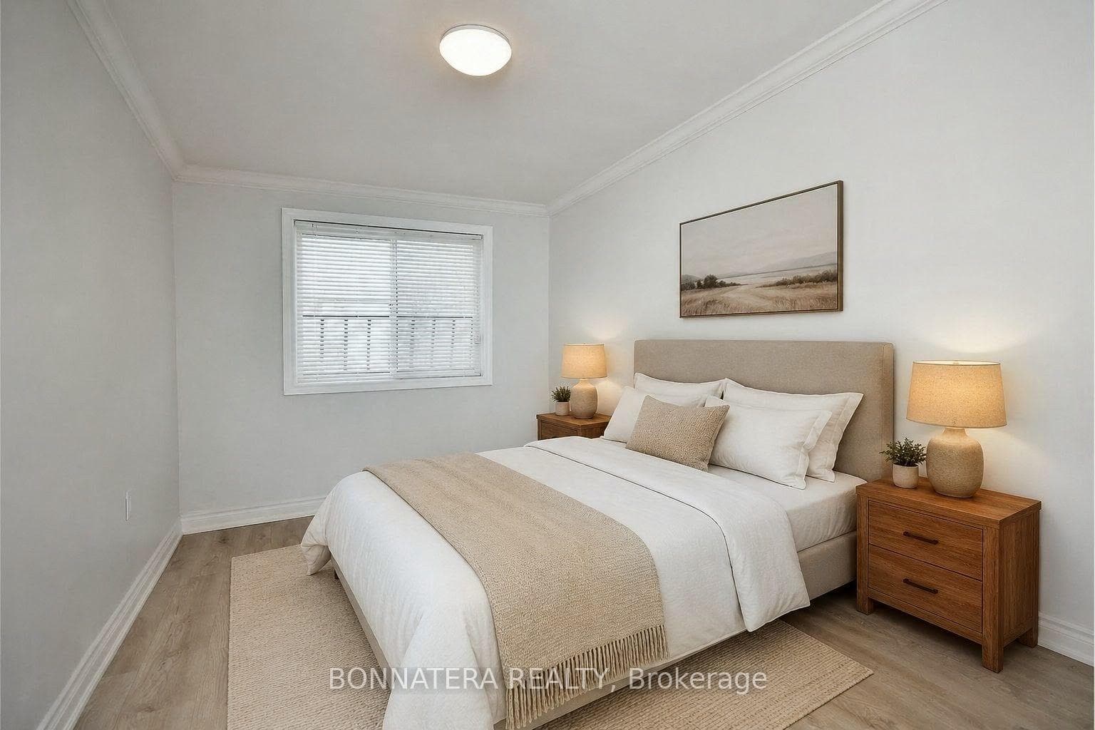 47 Emerald Street Unit (Main) photo 5