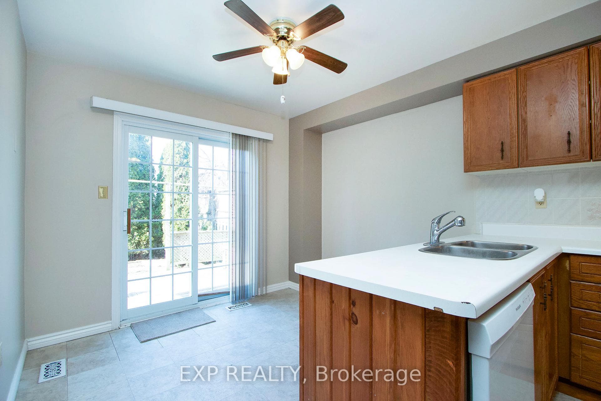 20 Granville Drive photo 10