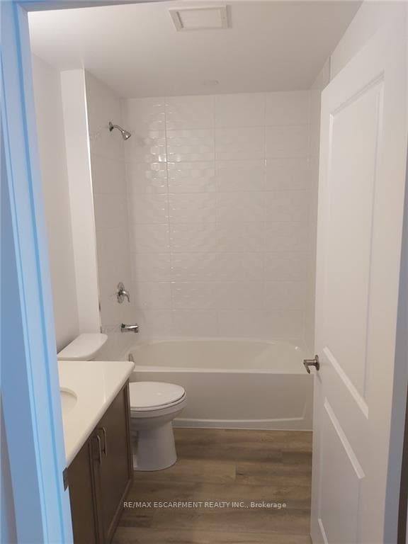 5055 Greenlane Road Unit 101 photo 8