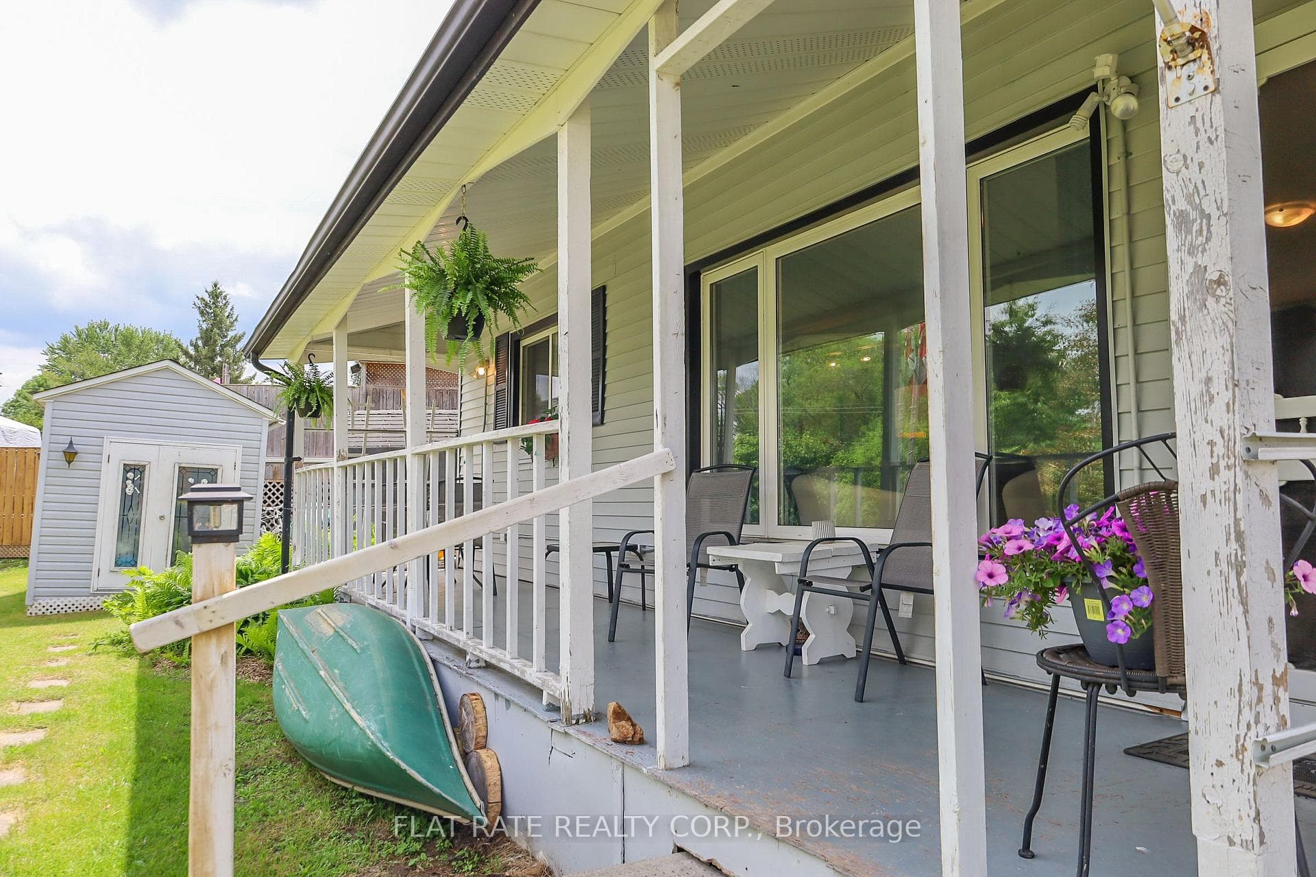 52 Woods Avenue photo 27