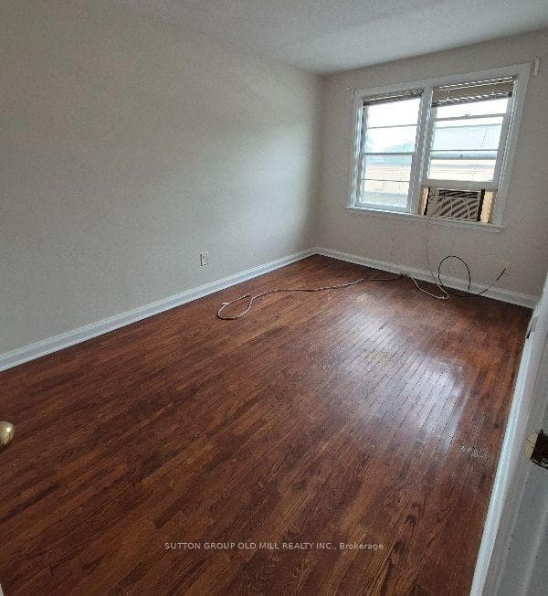 2355 Lakeshore Road Unit 2 photo 11