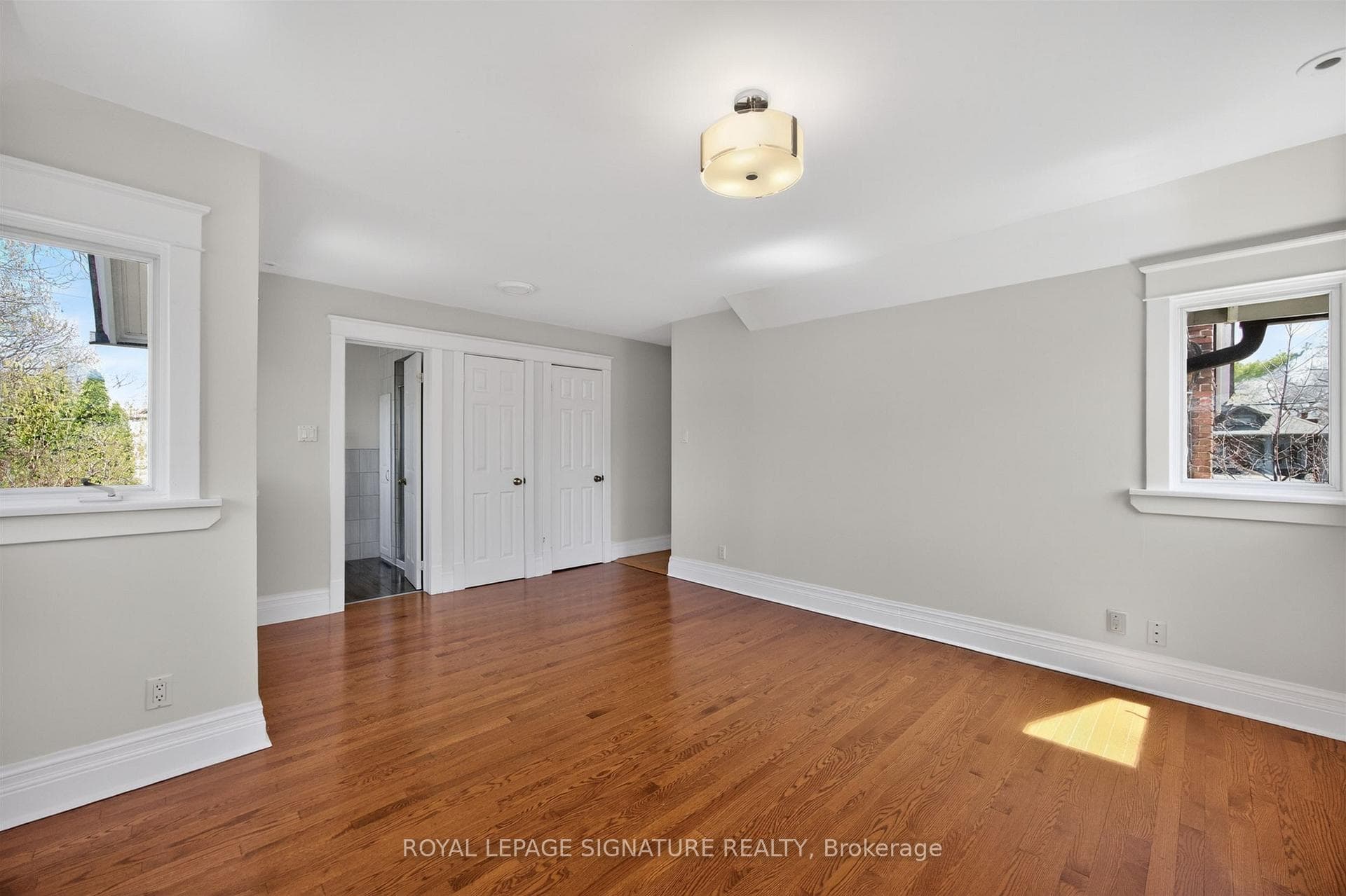 426 Armadale Avenue photo 27