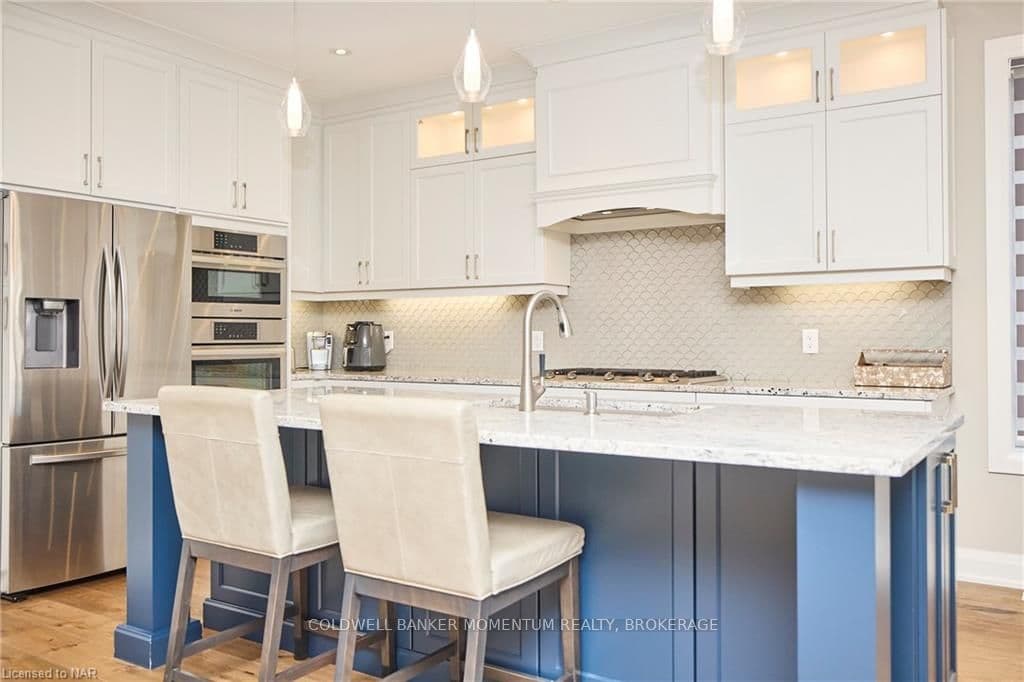 6588 FLORA Court photo 10