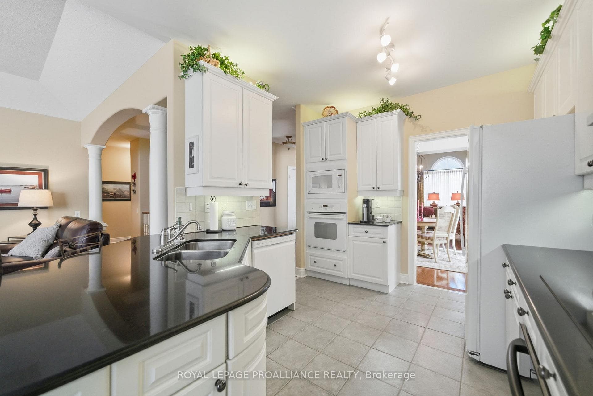 46 Jarvis Drive photo 17