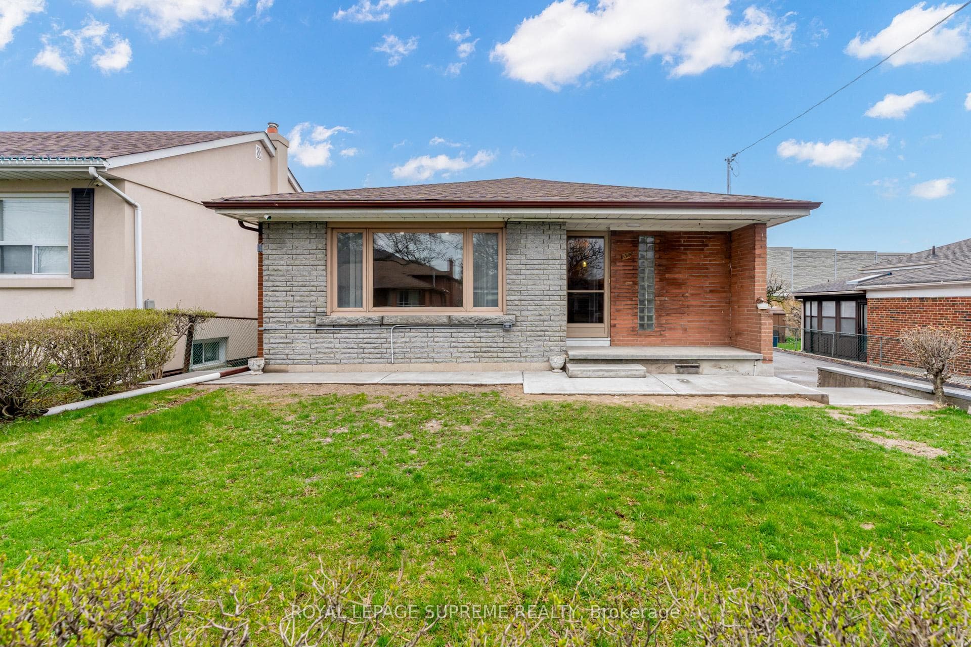 133 Downsview Avenue Unit Main photo 4