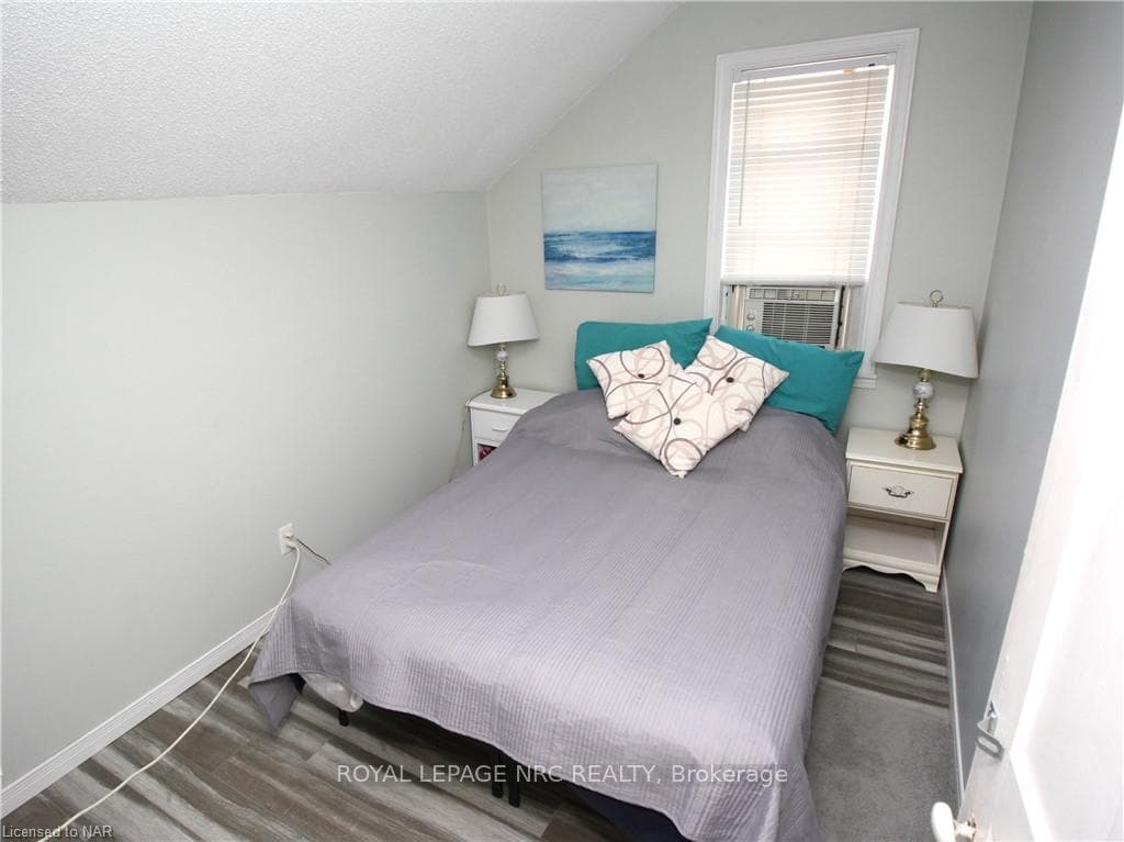 414 MAPLEWOOD Avenue photo 17