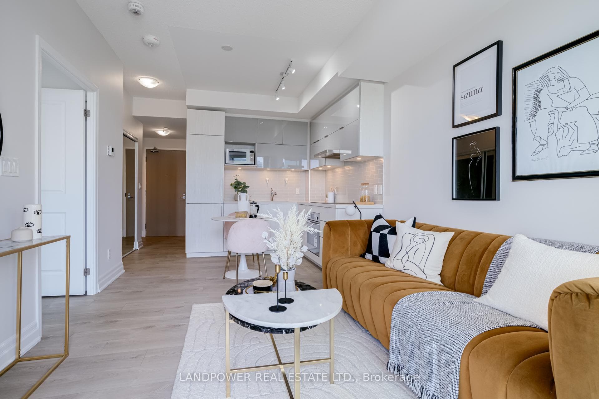 10 Rouge Valley Drive Unit 611A photo 4
