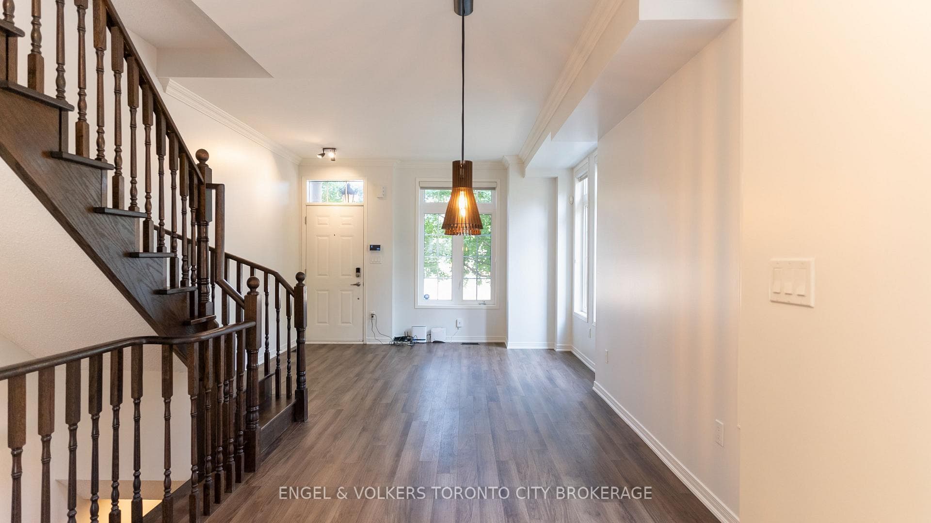 111 The Queensway N/A Unit 46 photo 10