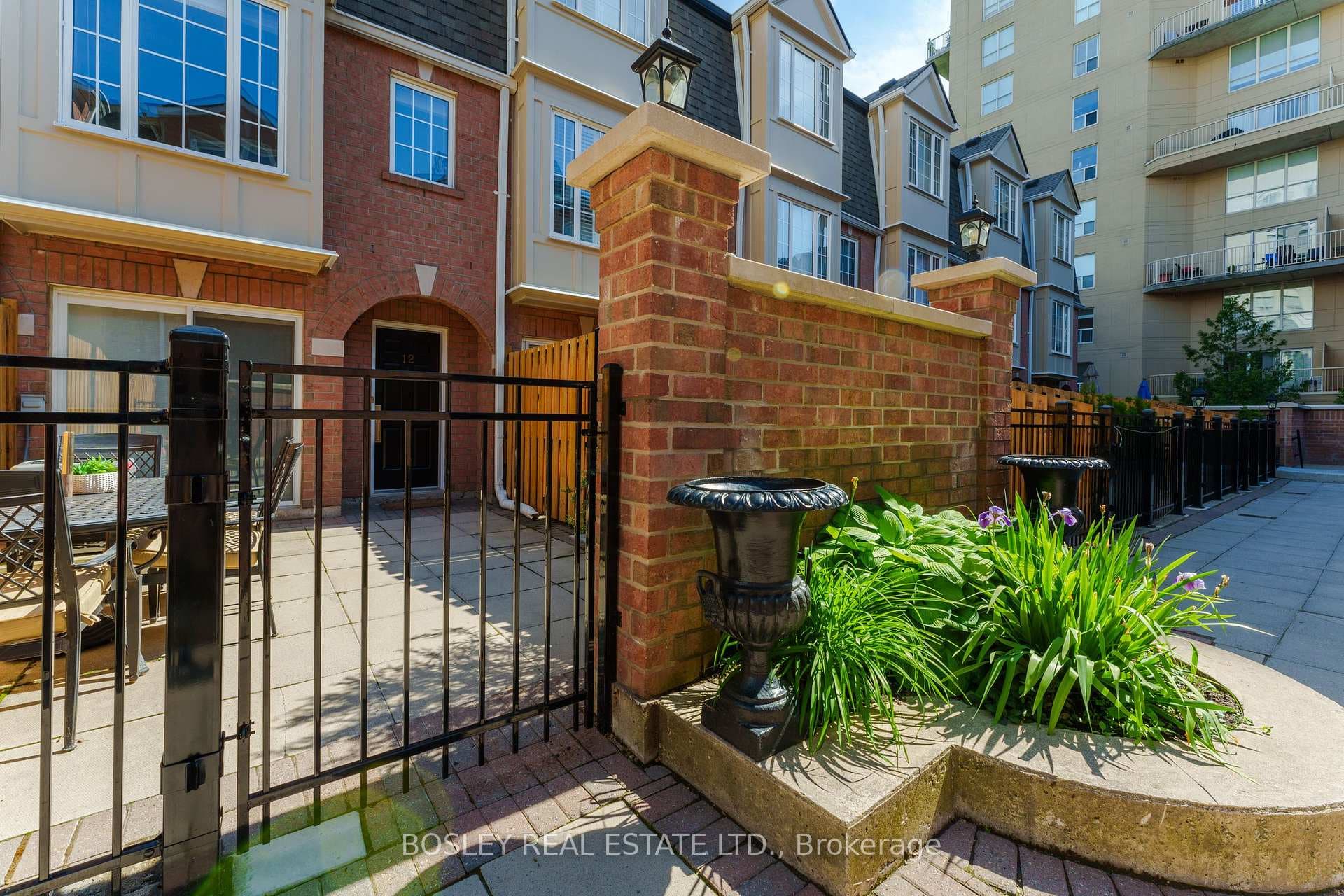 151 Merton Street Unit 12 photo 3