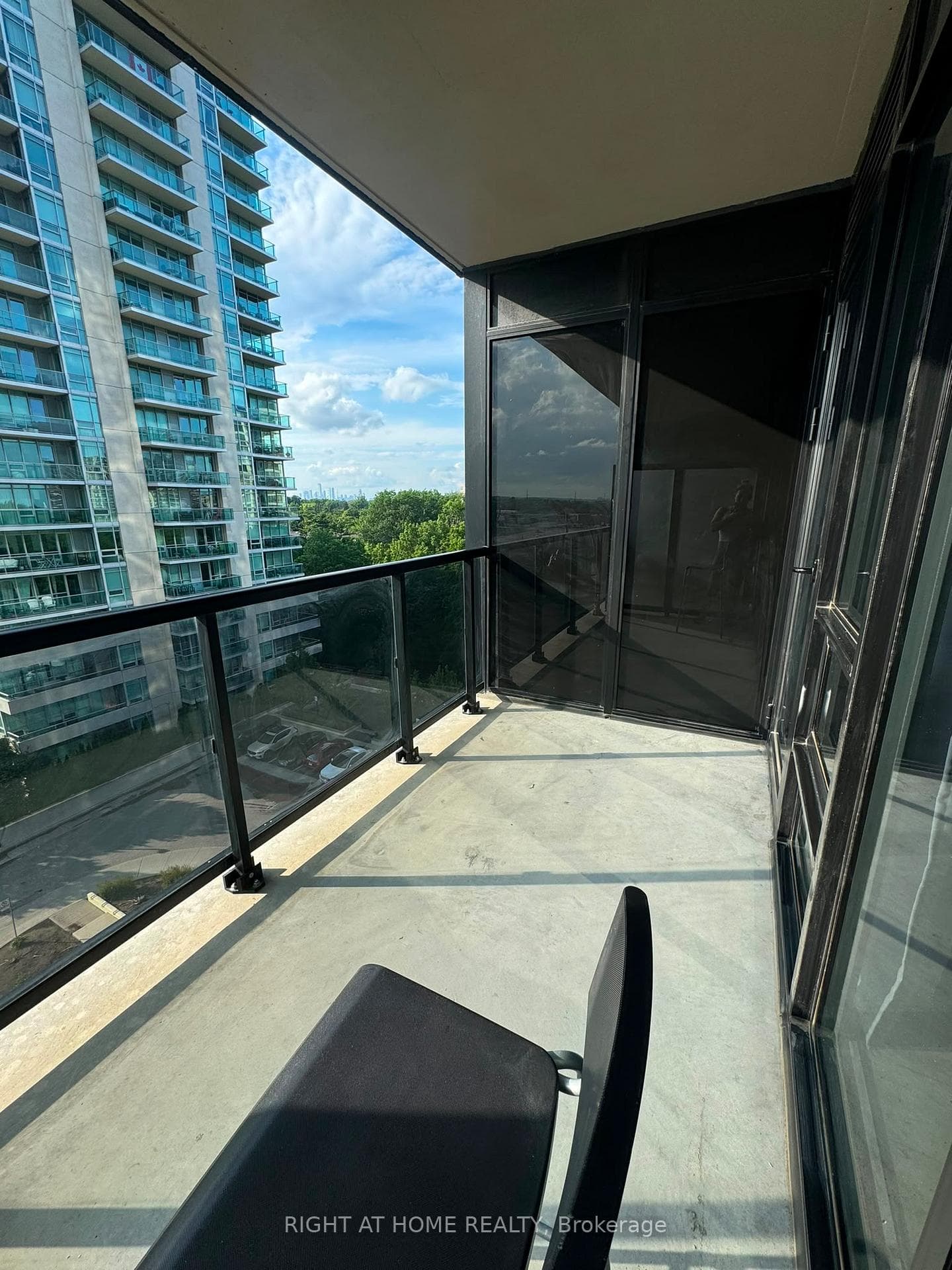 1035 Southdown Road Unit 714 photo 5