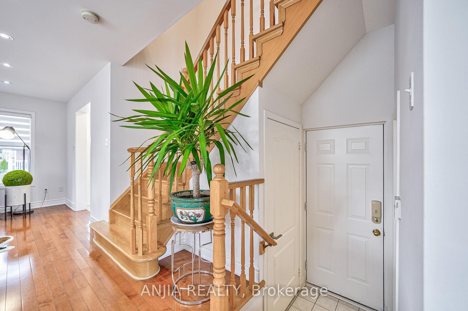 33 Landsdown Crescent photo 11