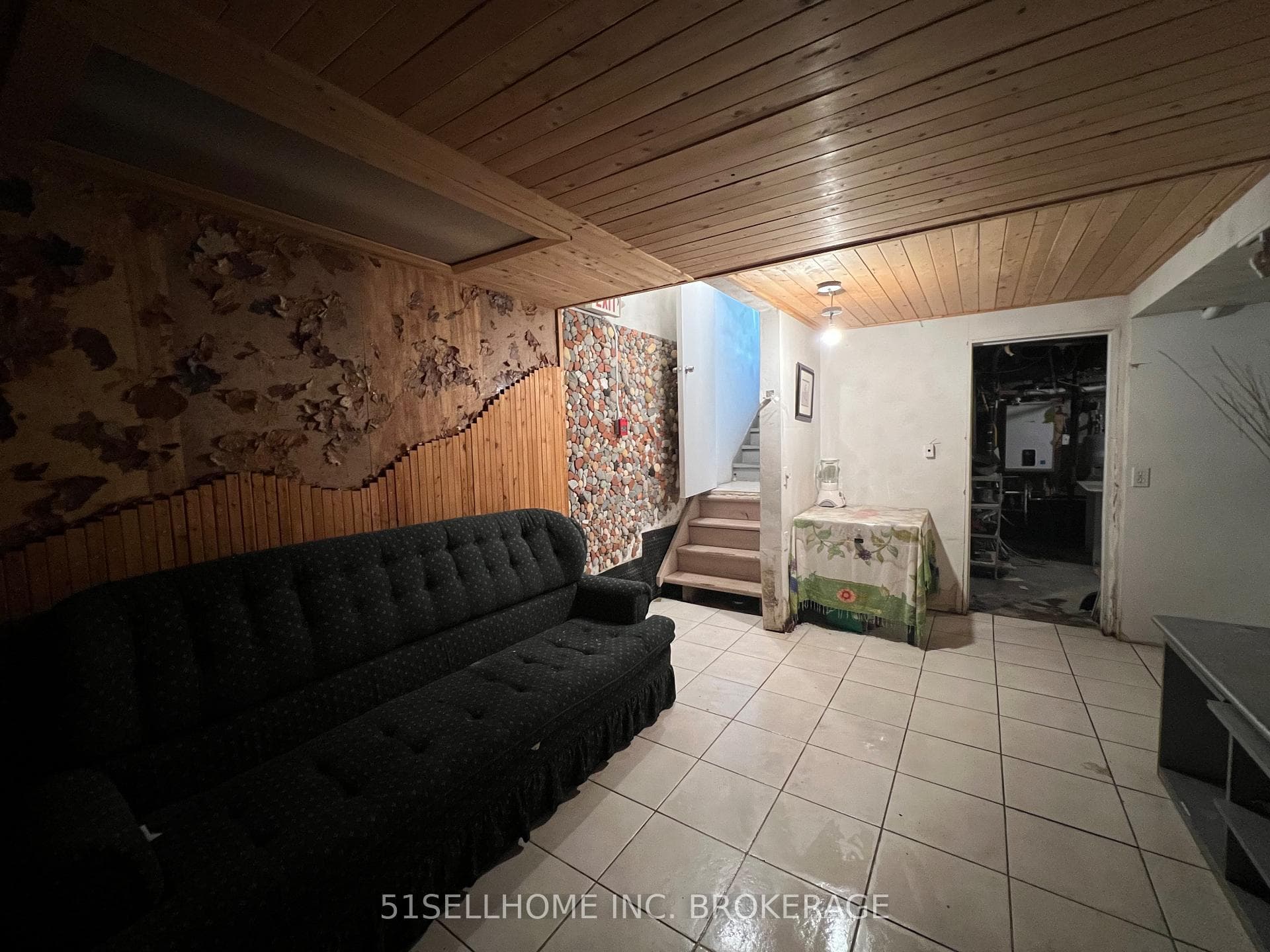 2310 Lakeshore Boulevard photo 35