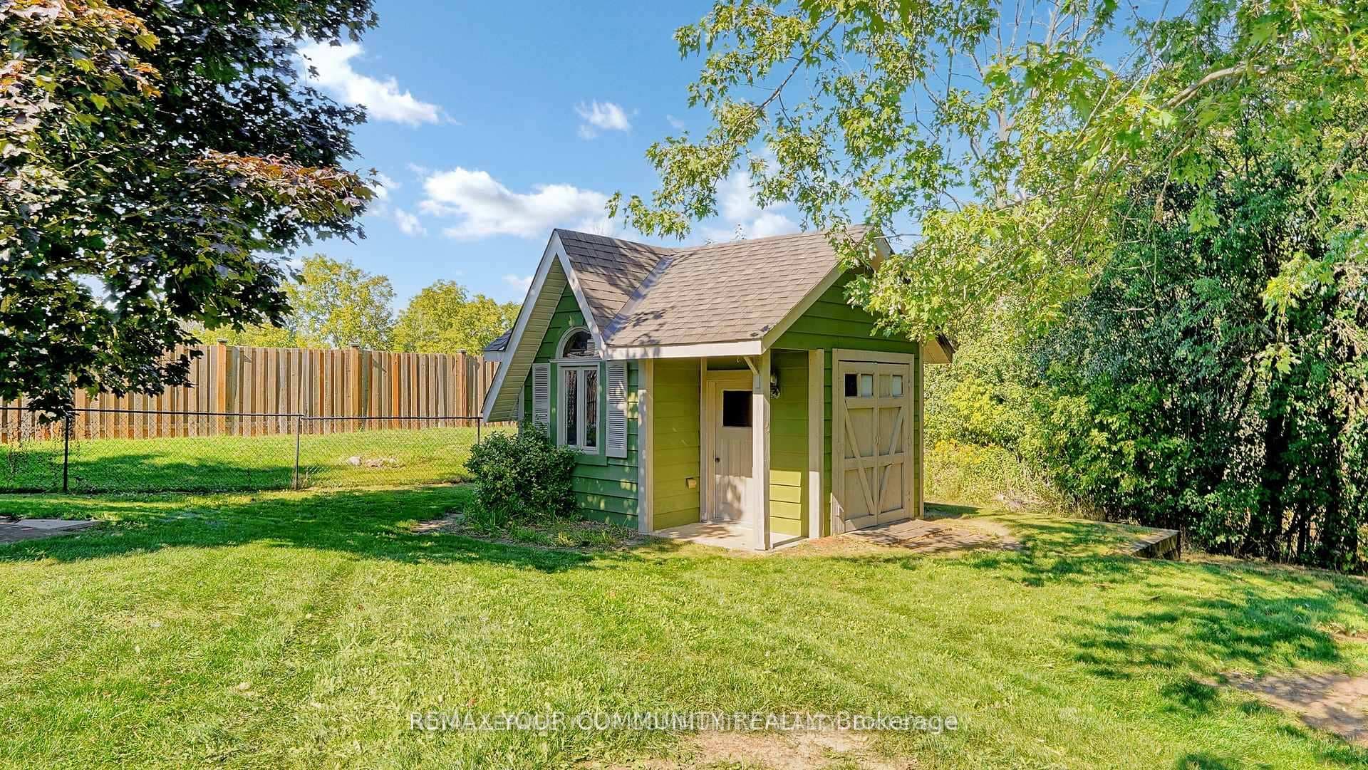 16 Kalman Drive photo 48