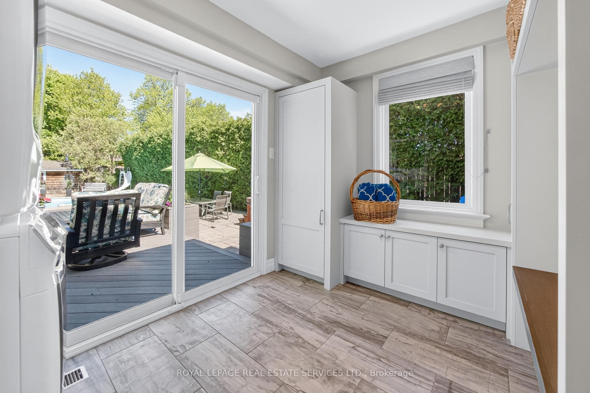 1705 Mazo Crescent photo 17
