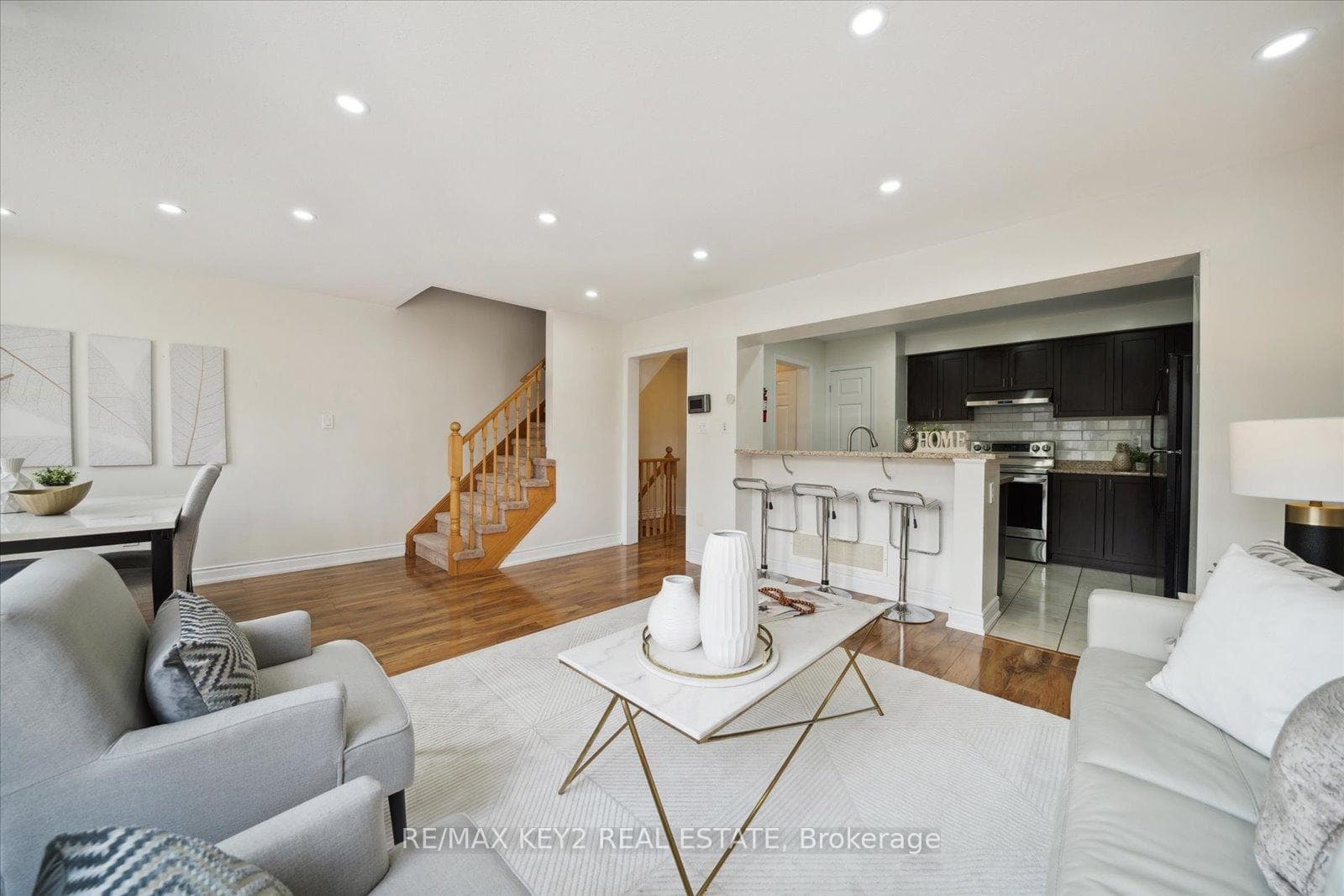 1752 Byford Street photo 15