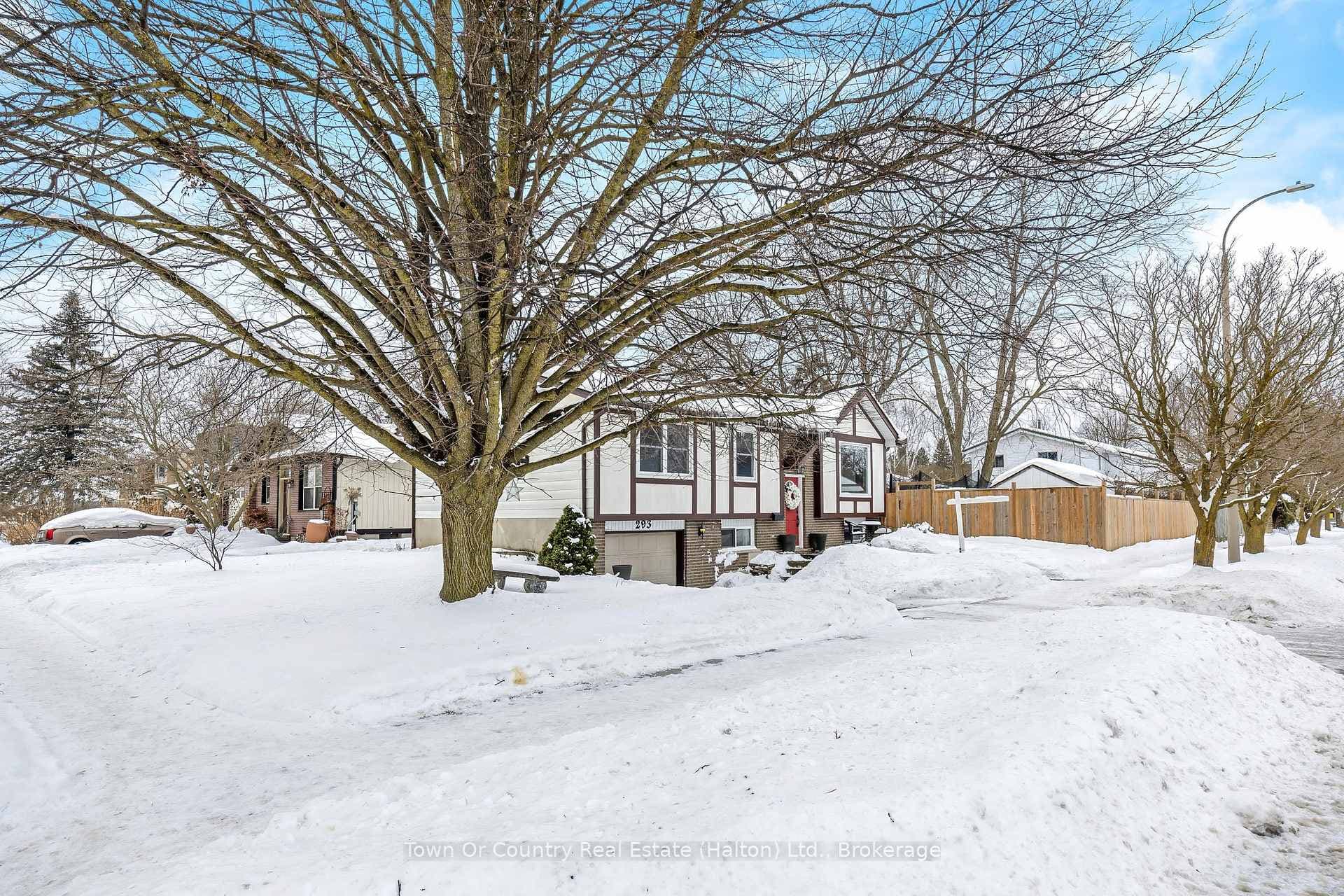 293 Eiwo Court photo 2