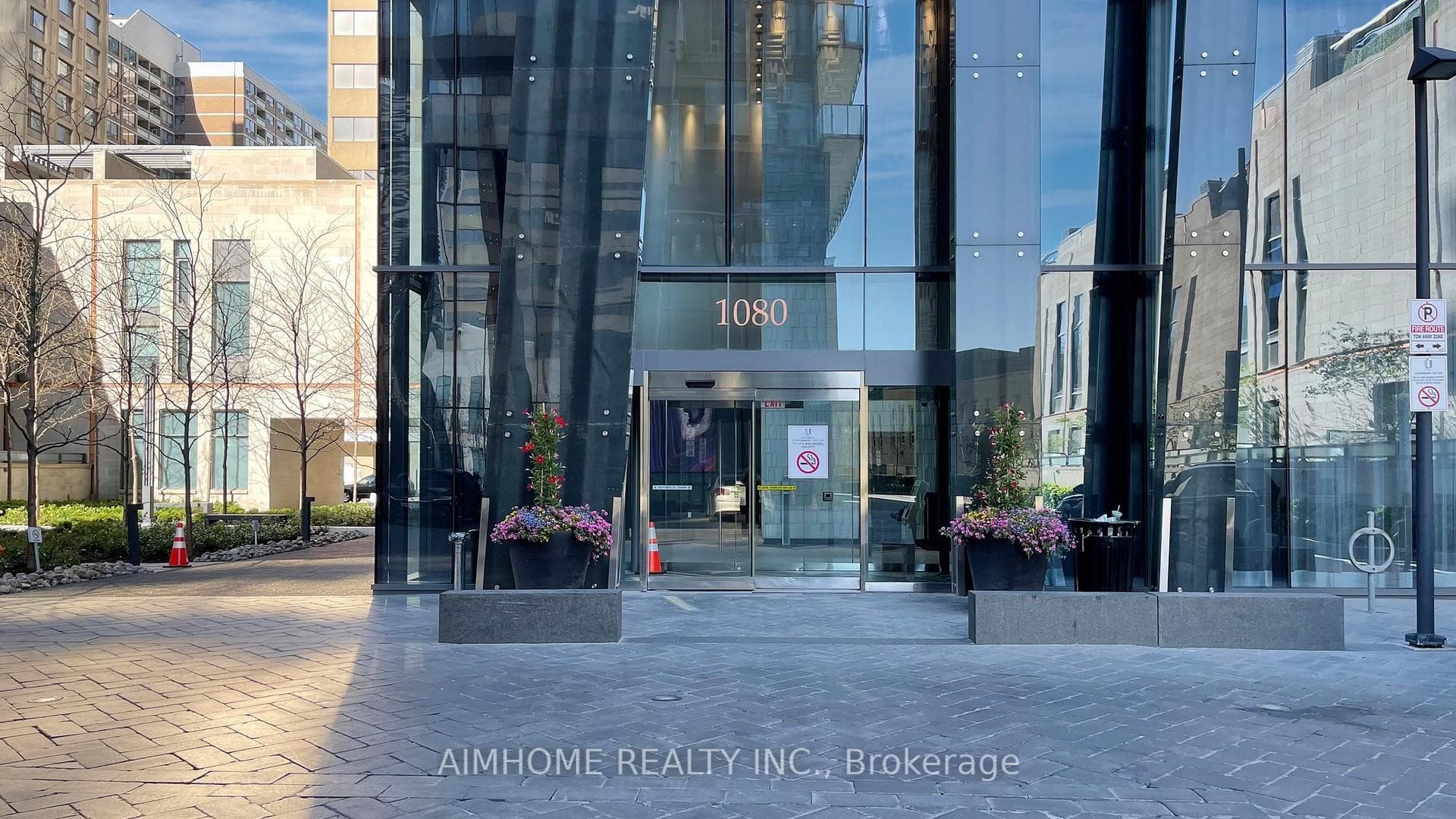 1080 Bay Street Unit 4207 photo 1
