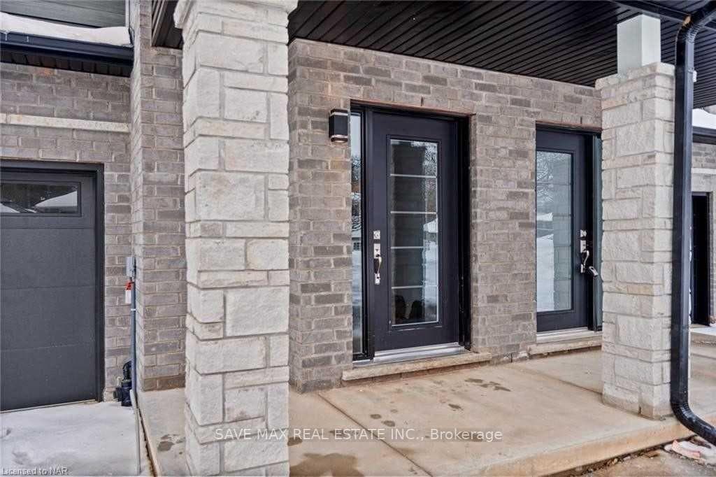 4855 Pettit Avenue photo 4