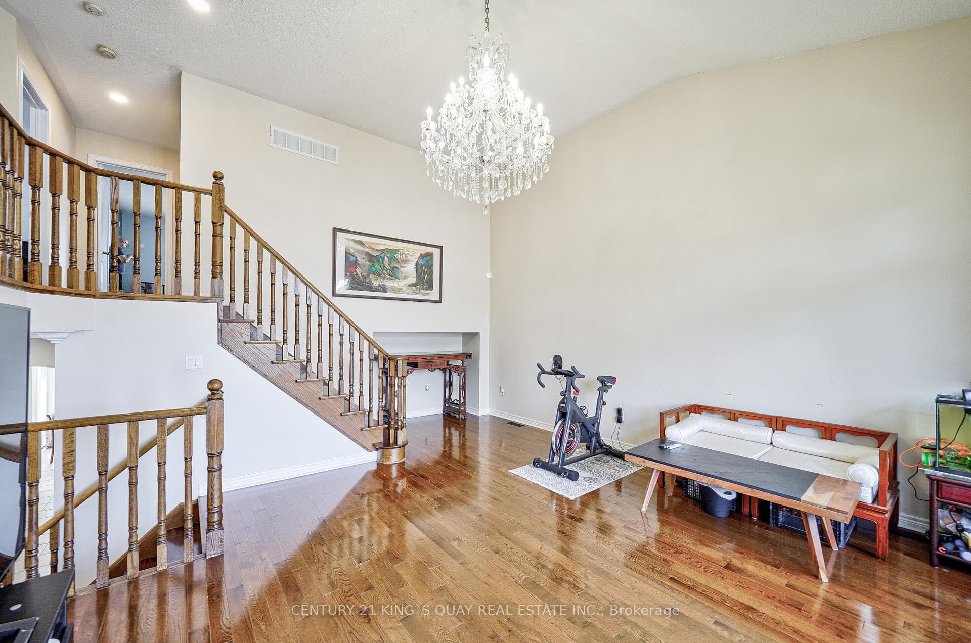 816 Millard Street photo 19