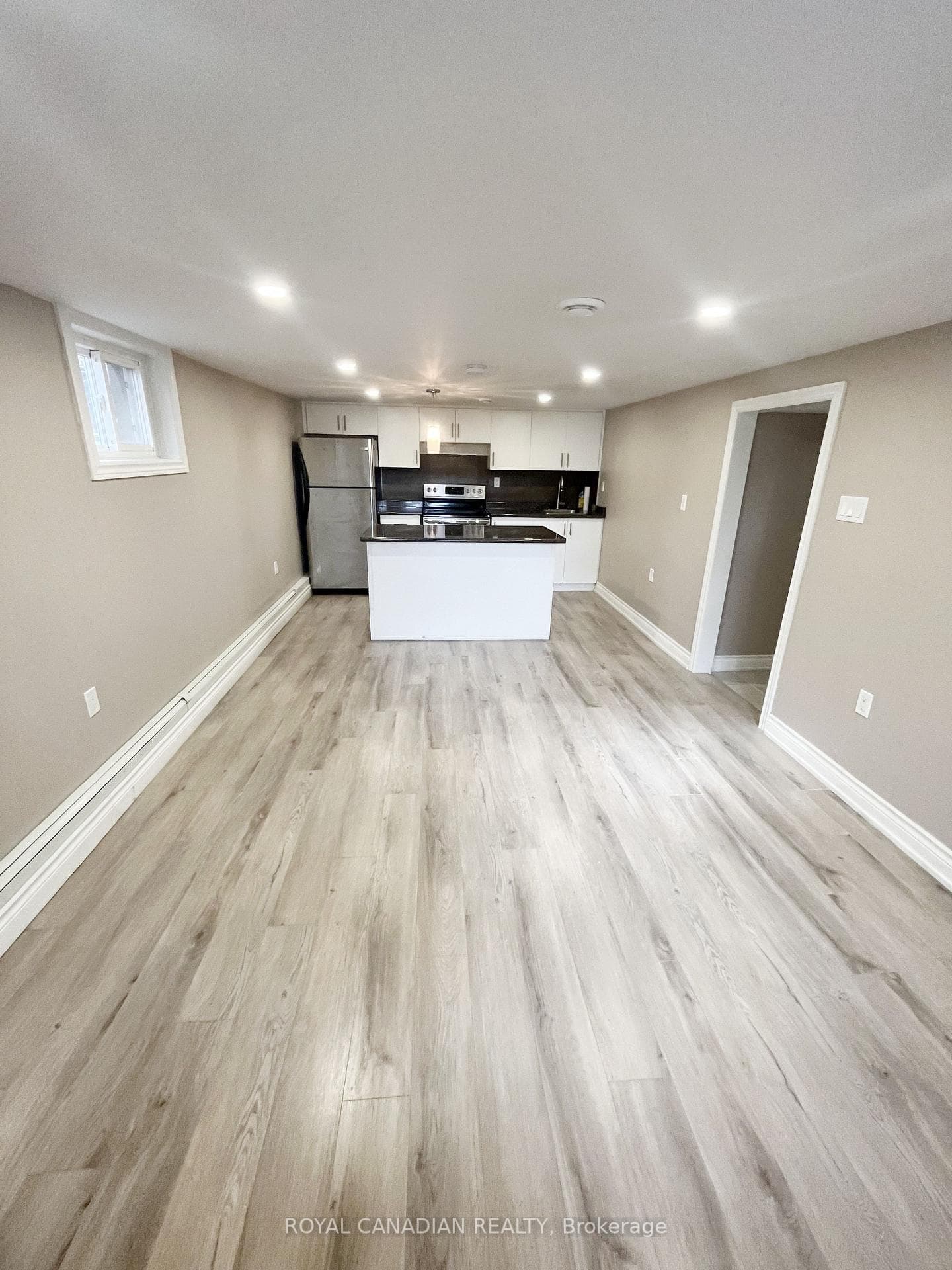 644 Athol Street Unit BSMT photo 4