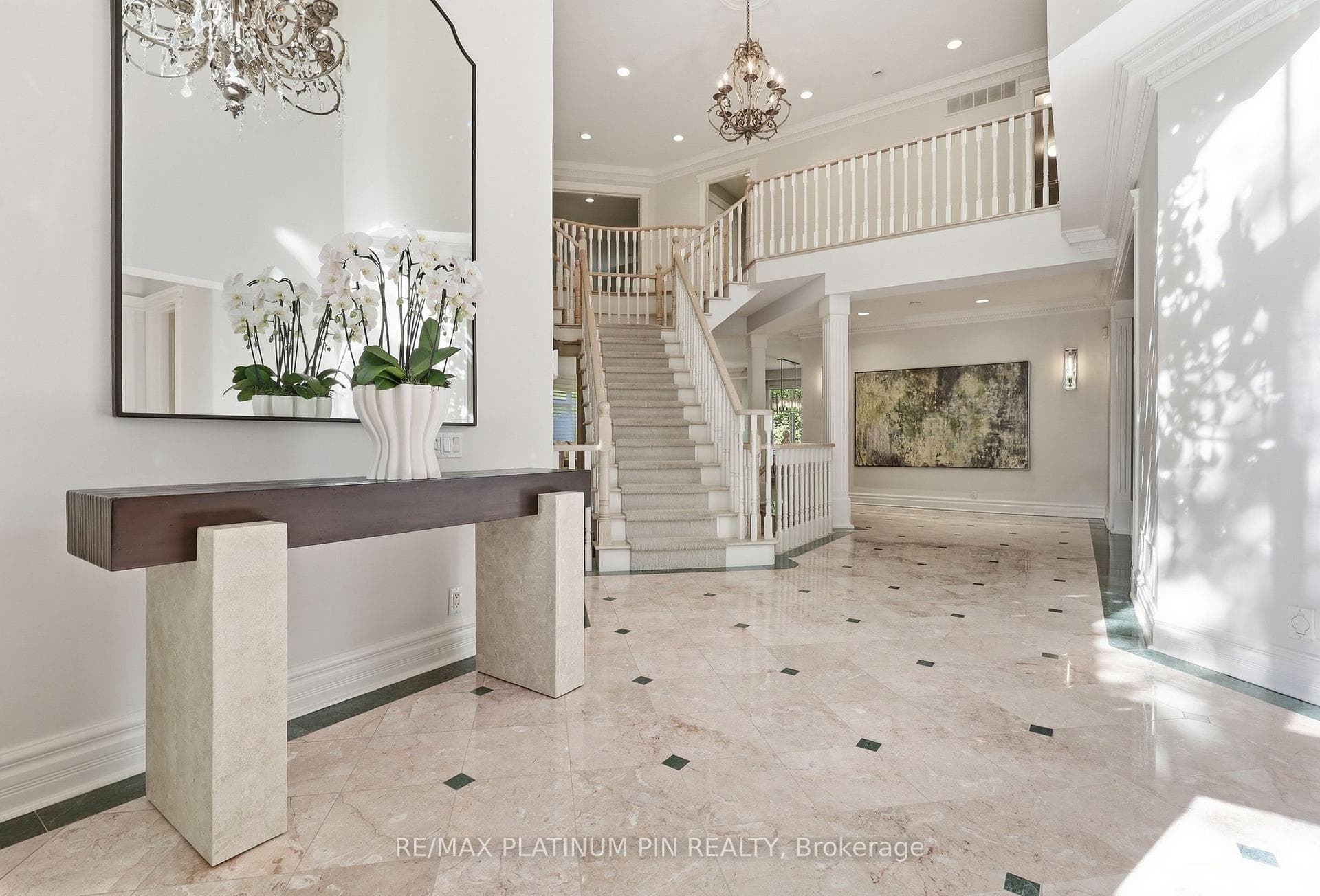 1843 O'Neil Court photo 2