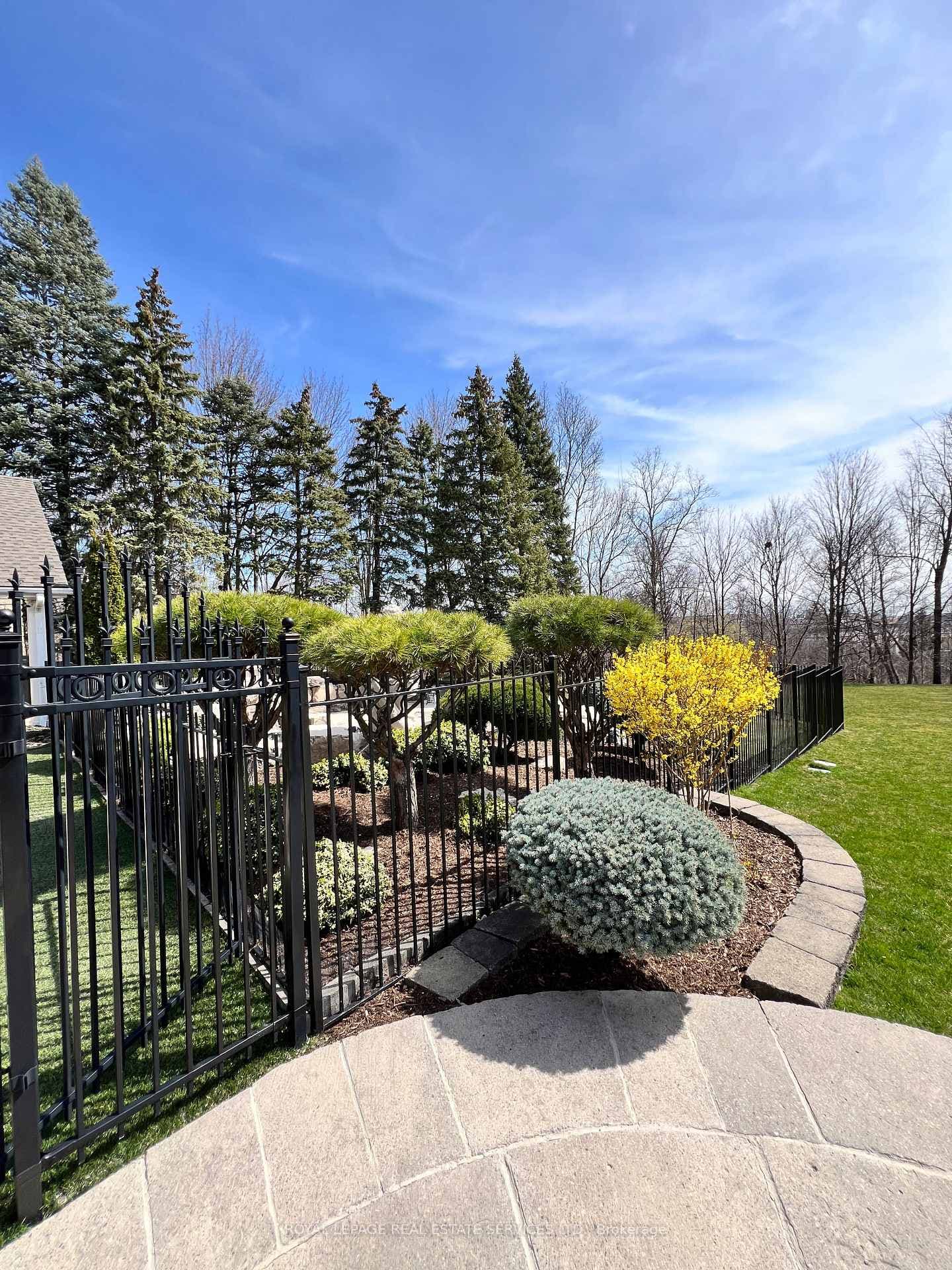 Step Outside & Discover a Sanctuary of Relaxation