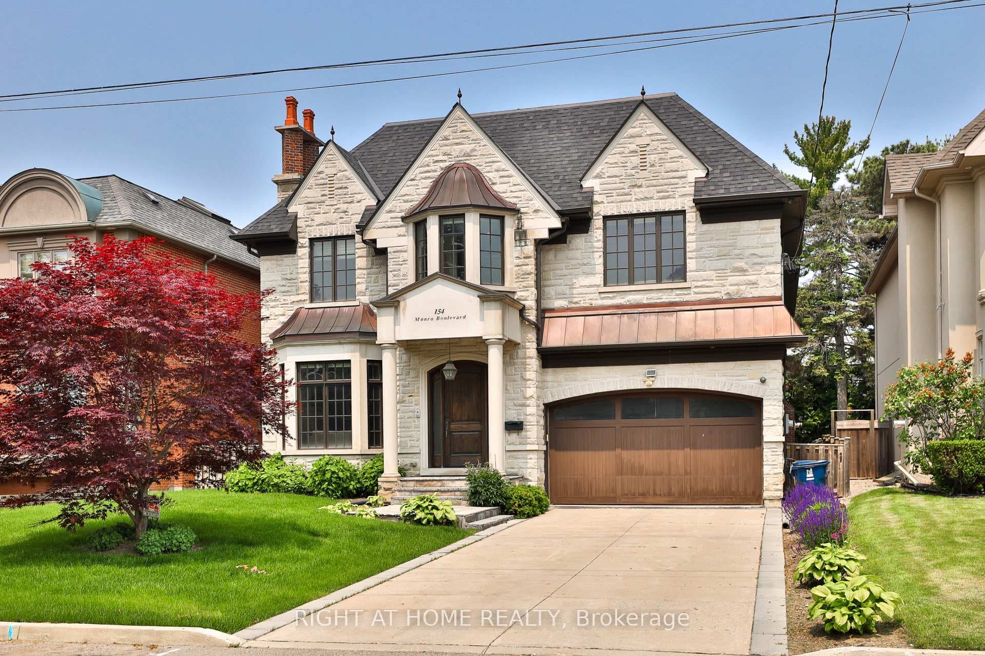 154 Munro Boulevard photo 1