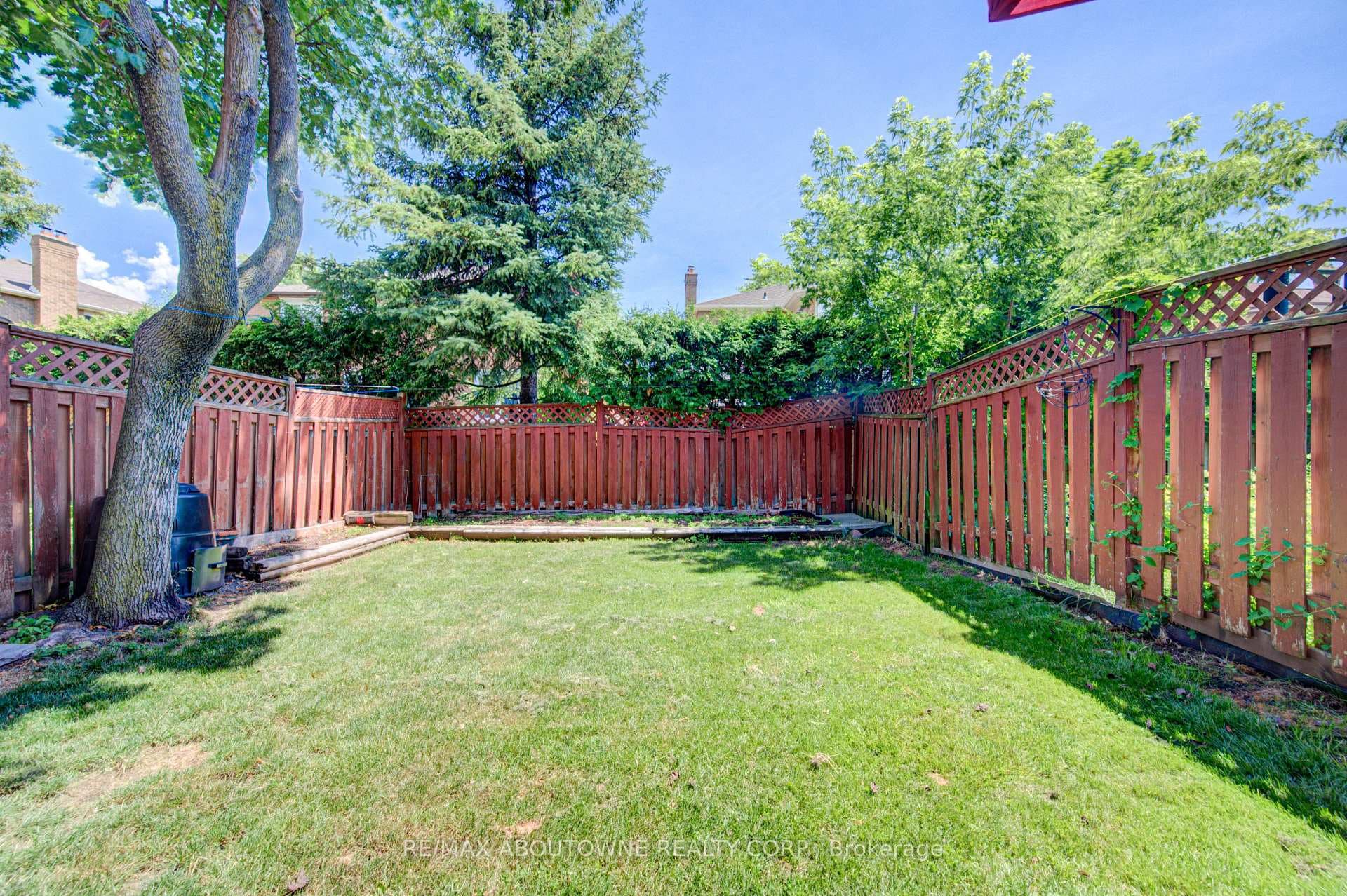 1140 Avondale Drive photo 33